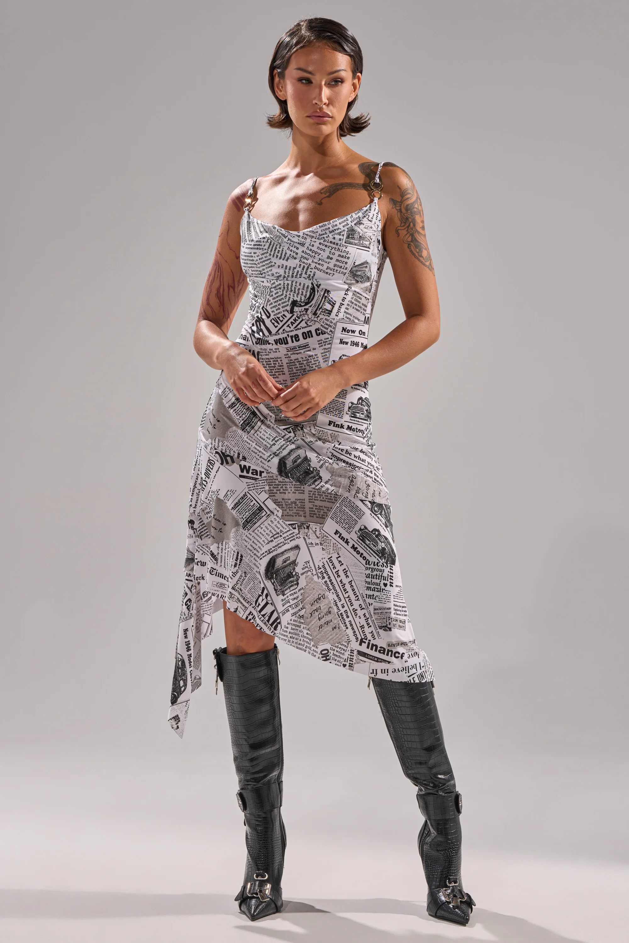 BREAKING NEWS PRINTED MIDI DRESS - Image 7