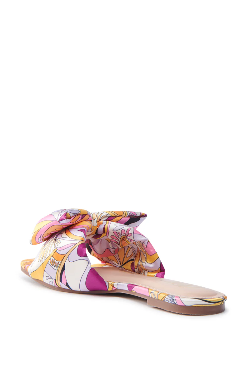 BREEZY SCARF FLAT SANDAL IN FUCHSIA - Image 6