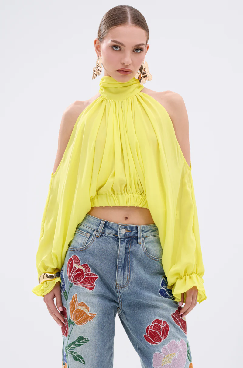 BRIGHTEST CITY TURTLENECK BLOUSE IN YELLOW - Image 4