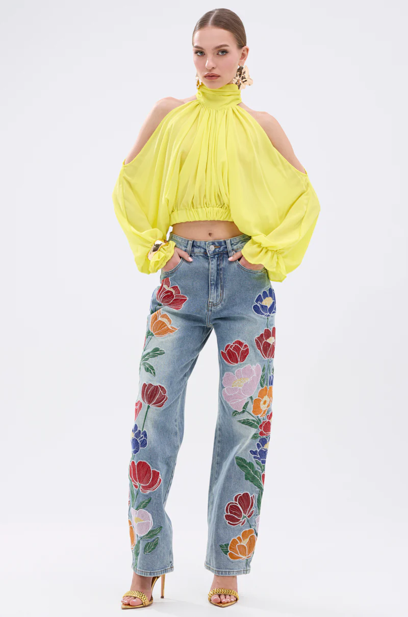 BRIGHTEST CITY TURTLENECK BLOUSE IN YELLOW - Image 7