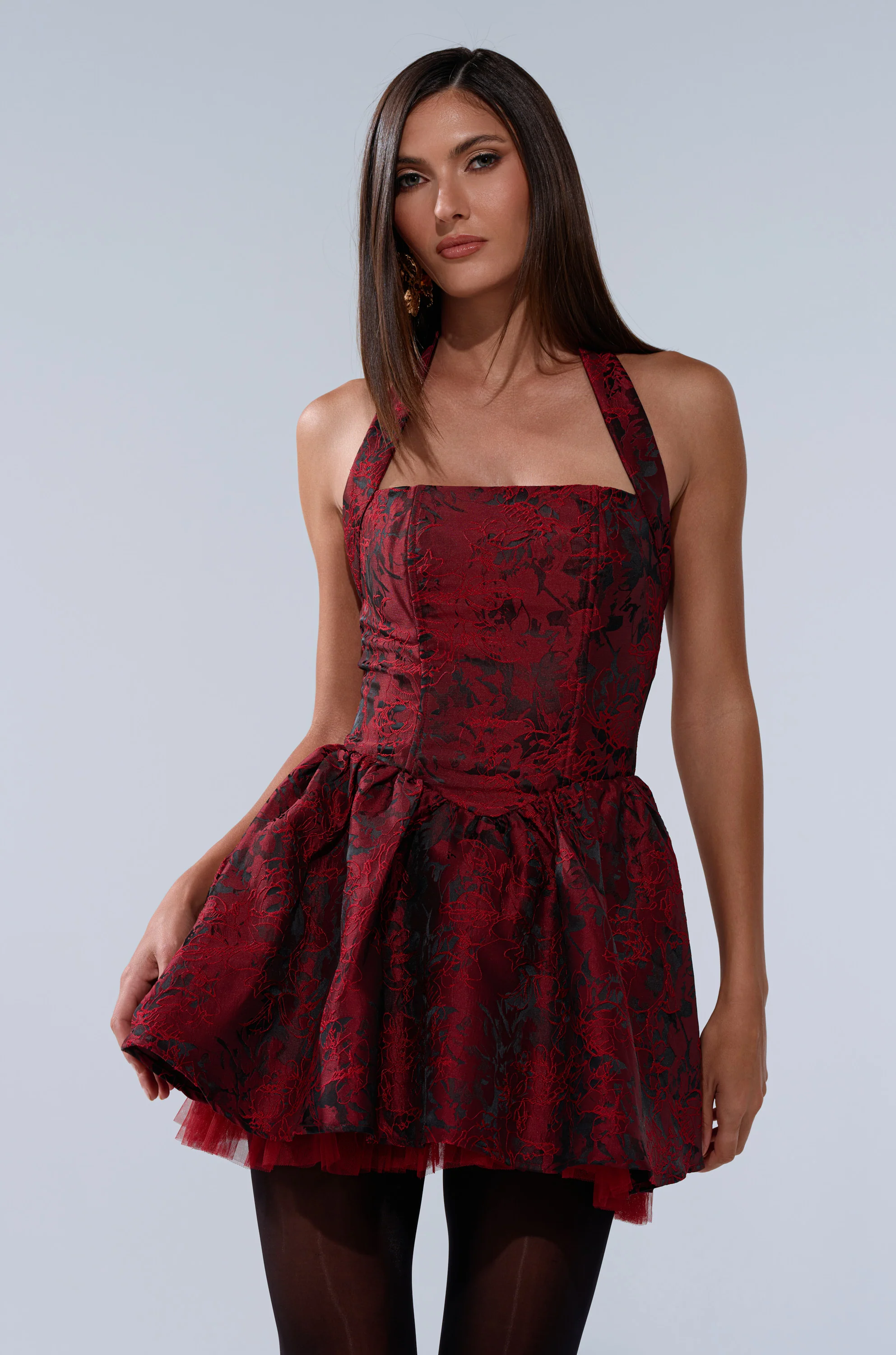 BRINA BROCADE MINI DRESS IN BURGUNDY - Image 5