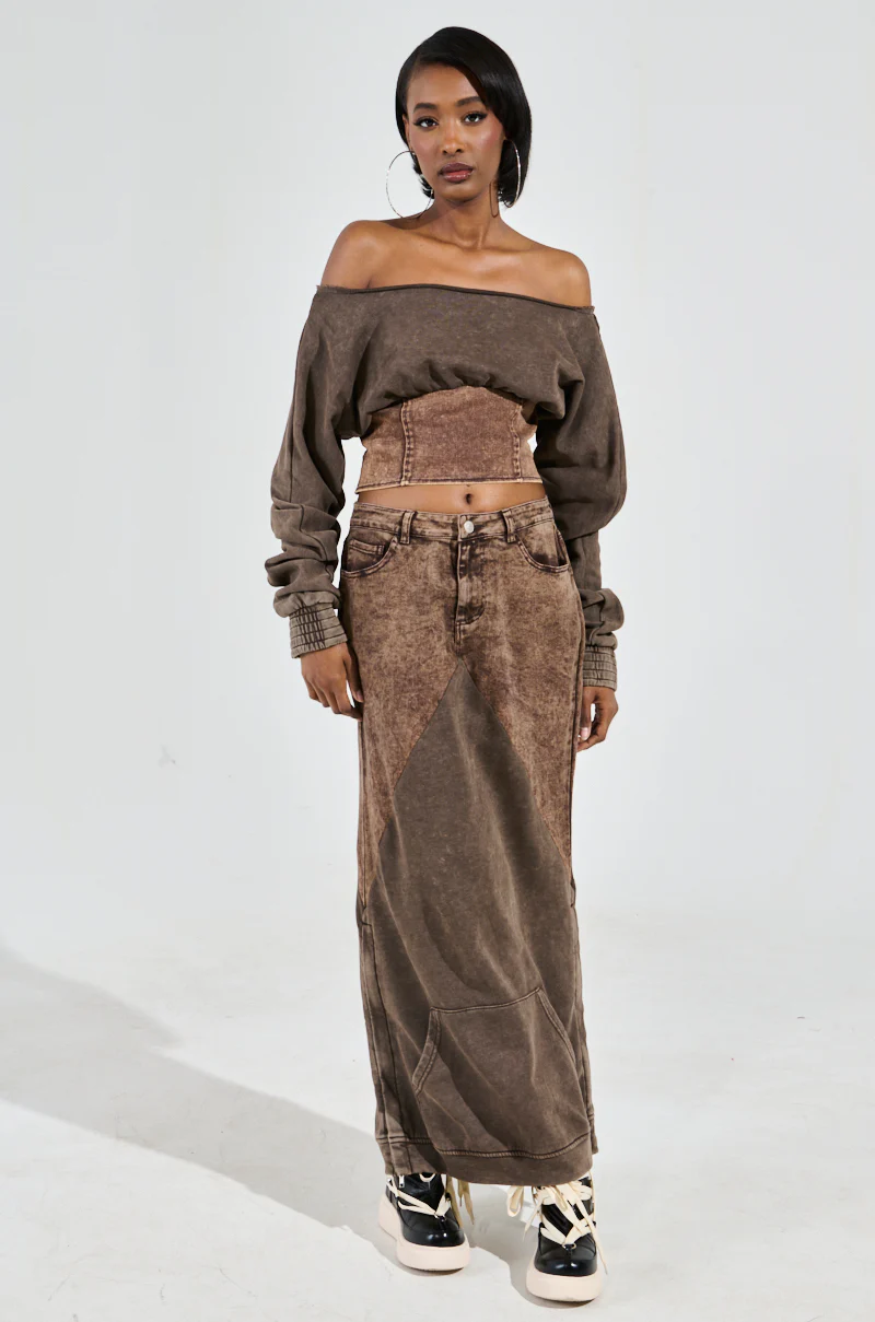 BROKE MY HEART OFF THE SHOULDER SWEATSHIRT - Image 6