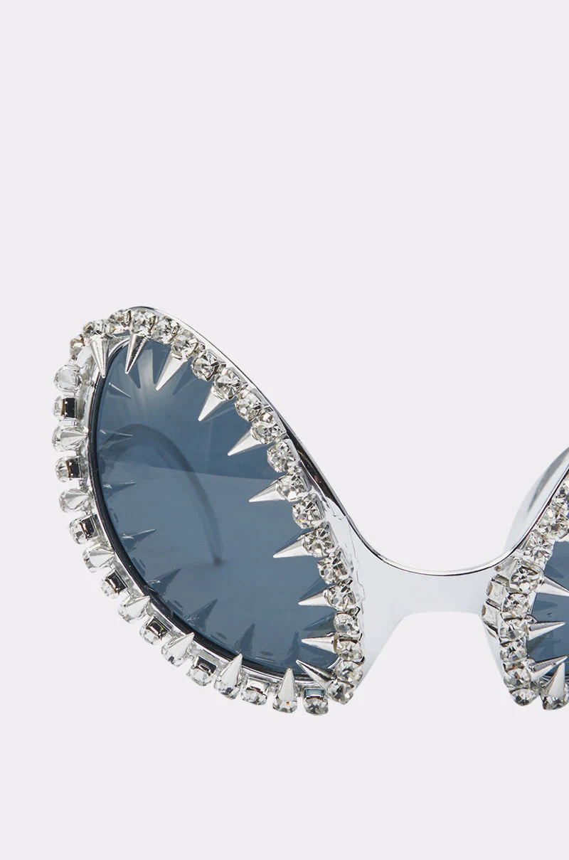 BUGGIN BLING SUNGLASSES - Image 5