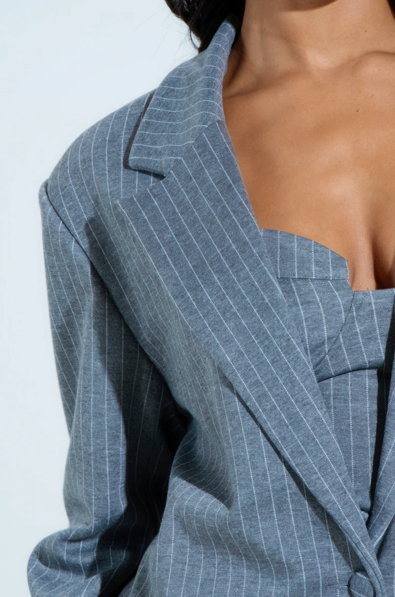 BUSINESS MEETS PLEASURE OVERSIZED TRENCH - Image 7