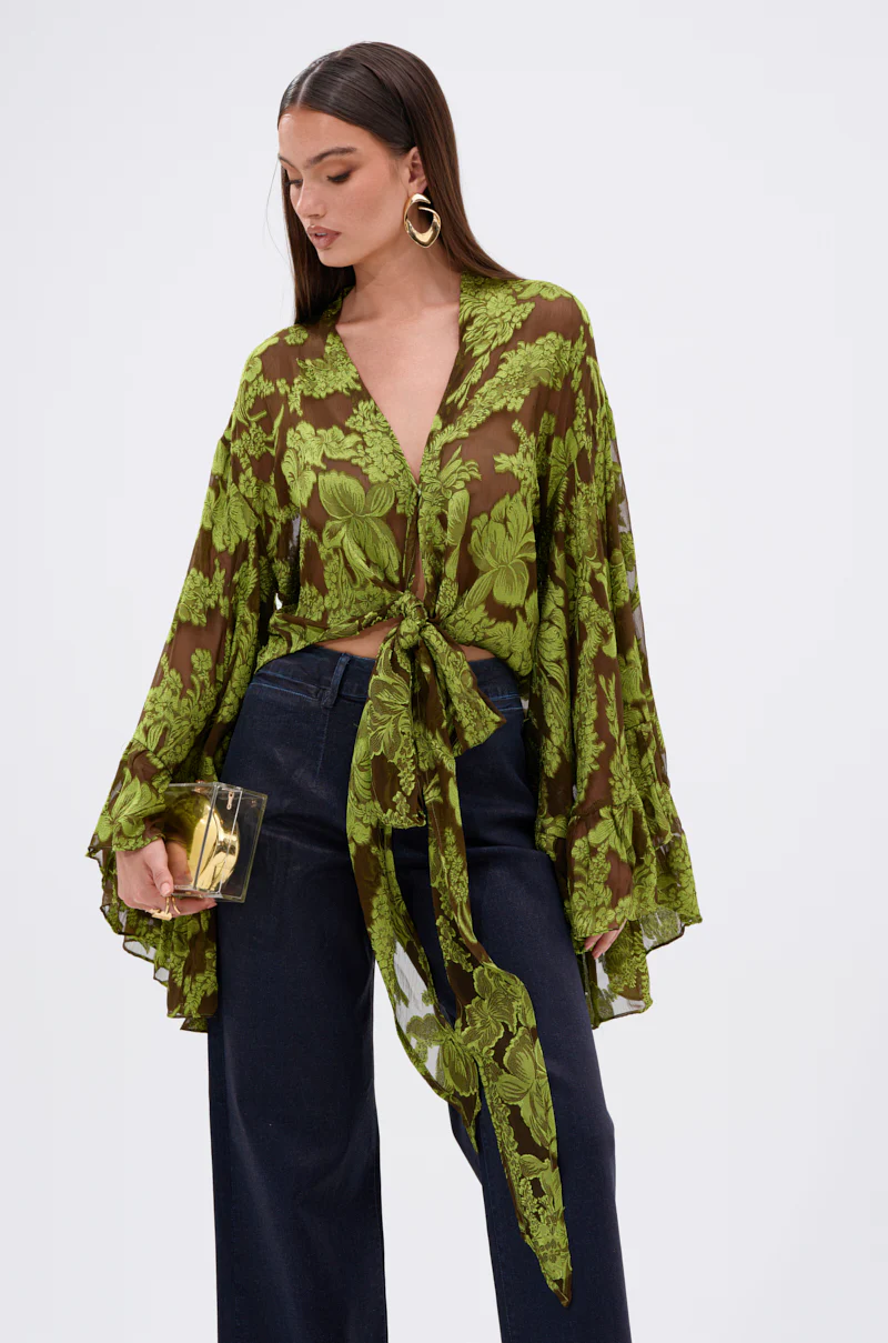 BUTTERLY EFFECT BLOUSE IN GREEN - Image 2