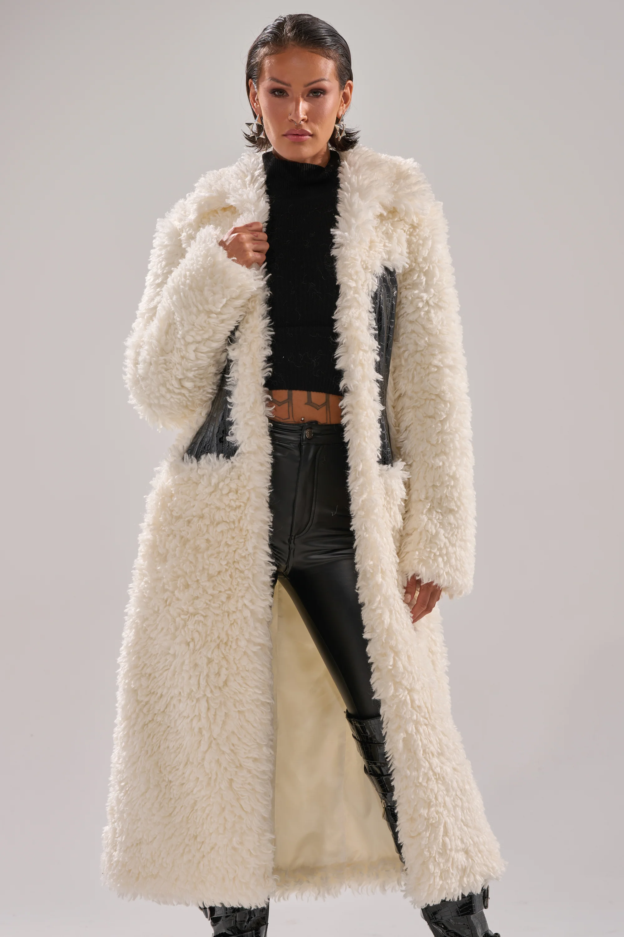 BUY ME ROSES CORSETED FUR COAT - Image 3