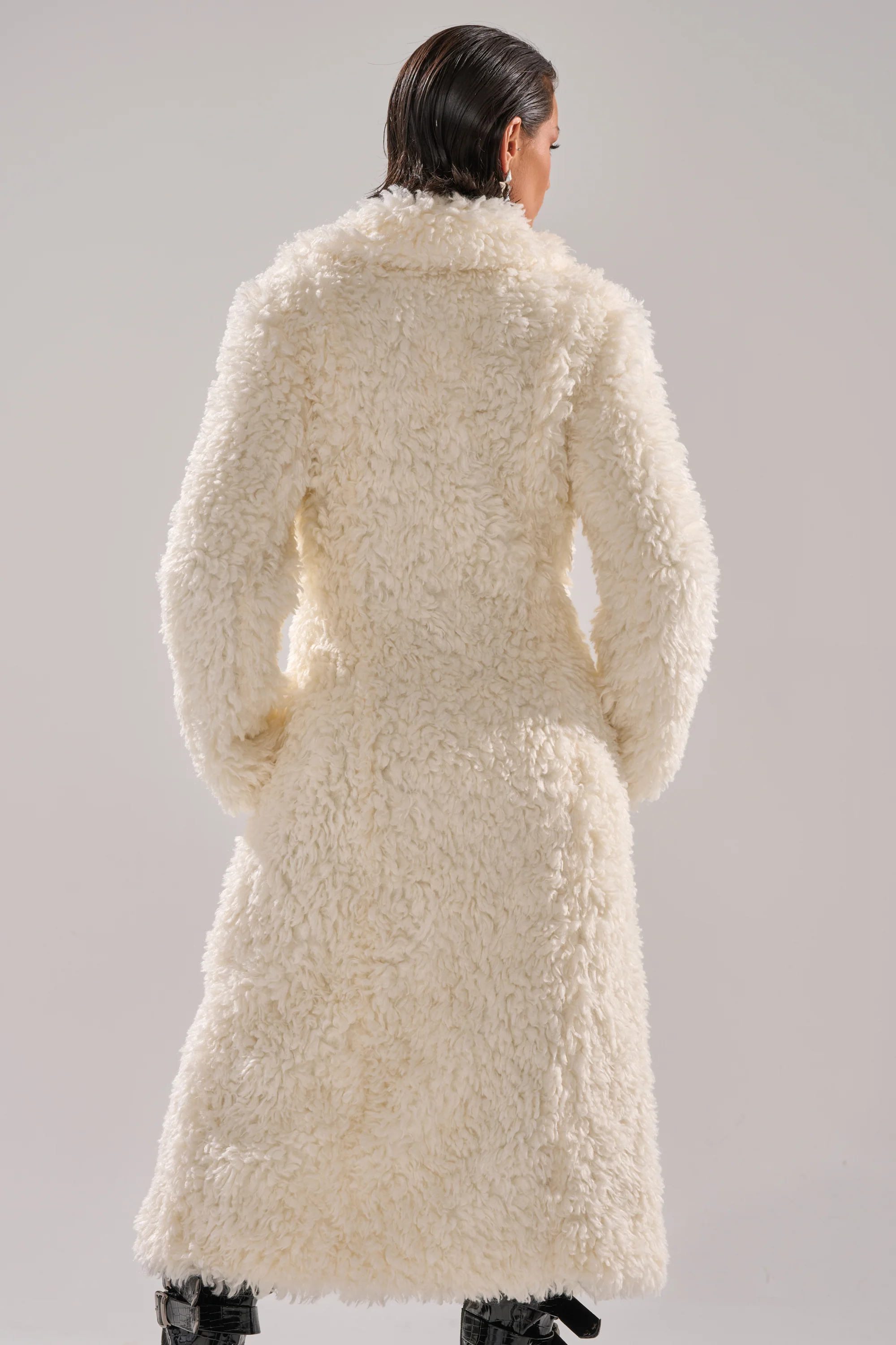 BUY ME ROSES CORSETED FUR COAT - Image 5