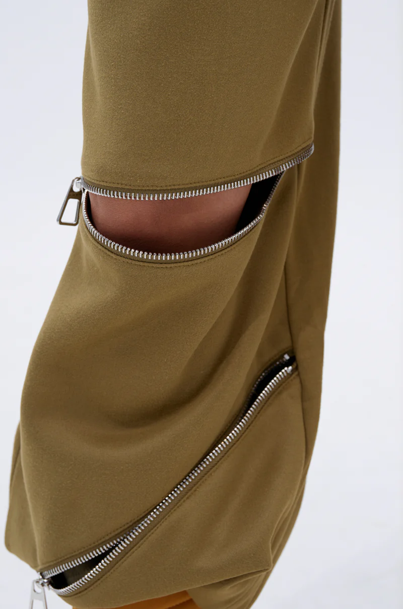 CALI MULTI ZIPPER SWEATPANT - Image 10