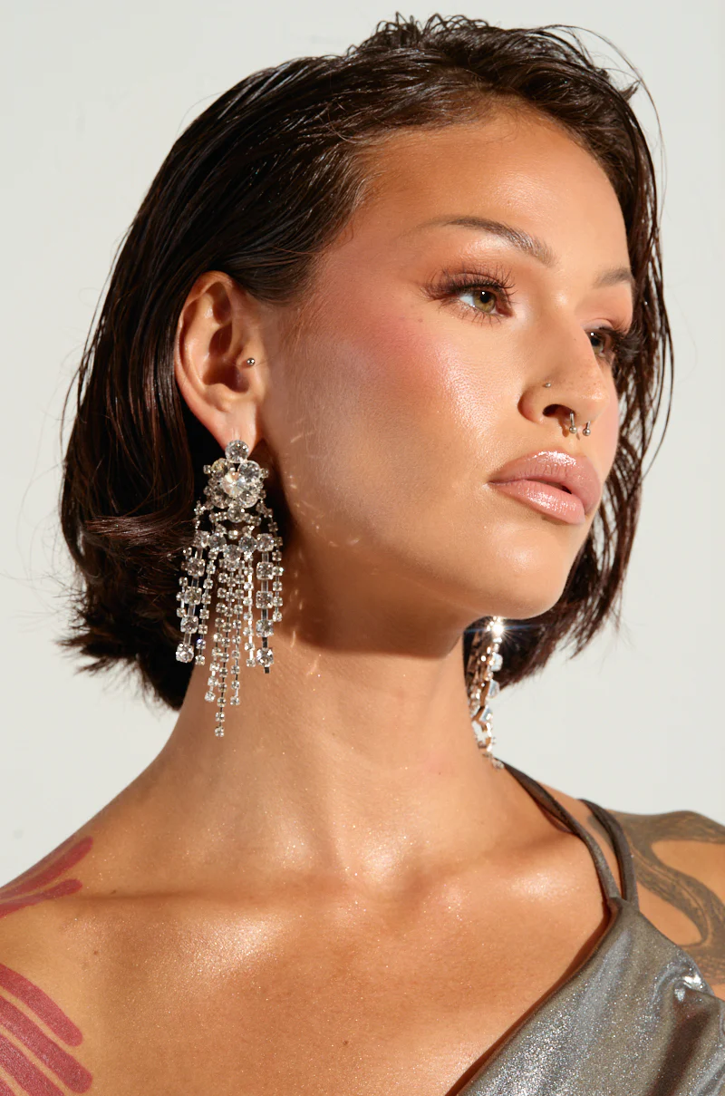 CALL ME QUEEN EARRING - Image 2