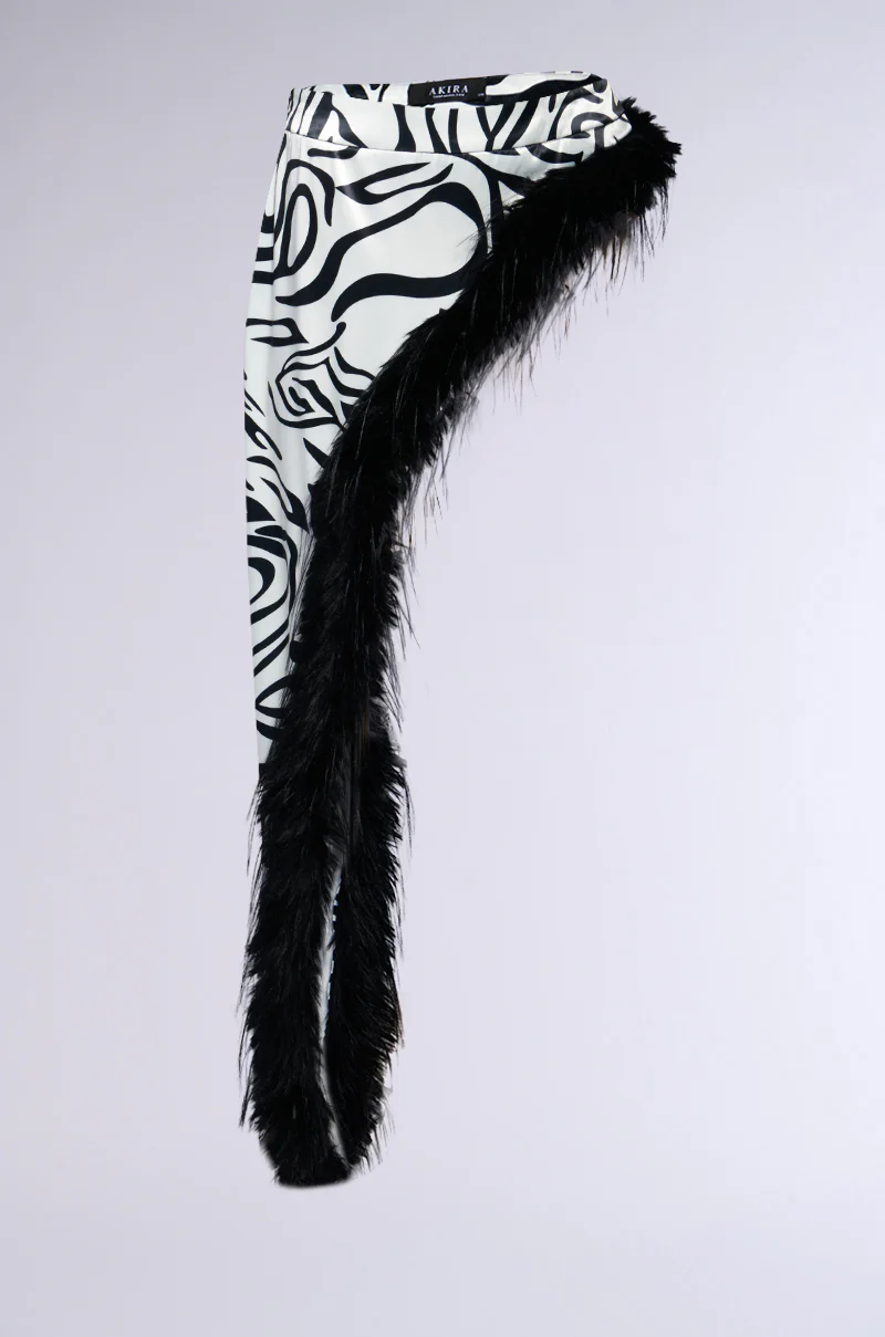 CALL ME WILD FUR TRIM BELT SKIRT - Image 4