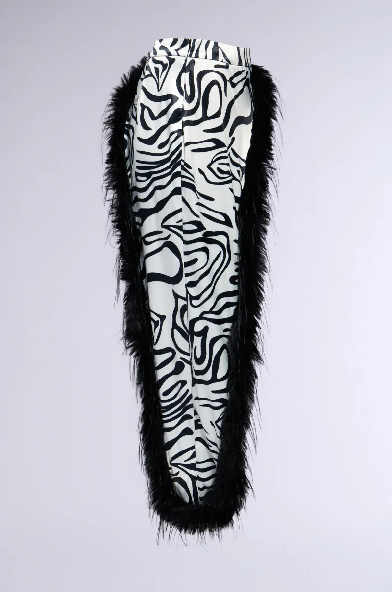 CALL ME WILD FUR TRIM BELT SKIRT - Image 5