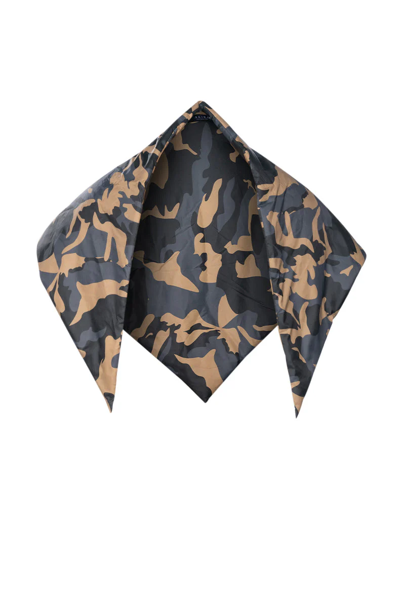 CAMPING PUFFER SCARF IN CAMO - Image 3