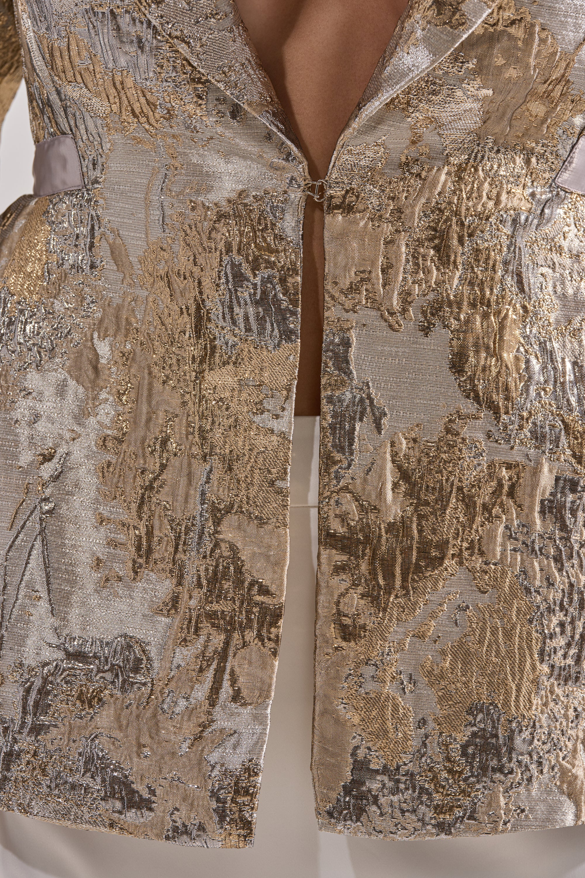 CANARY PEPLUM BLAZER IN CHAMPAGNE - Image 10