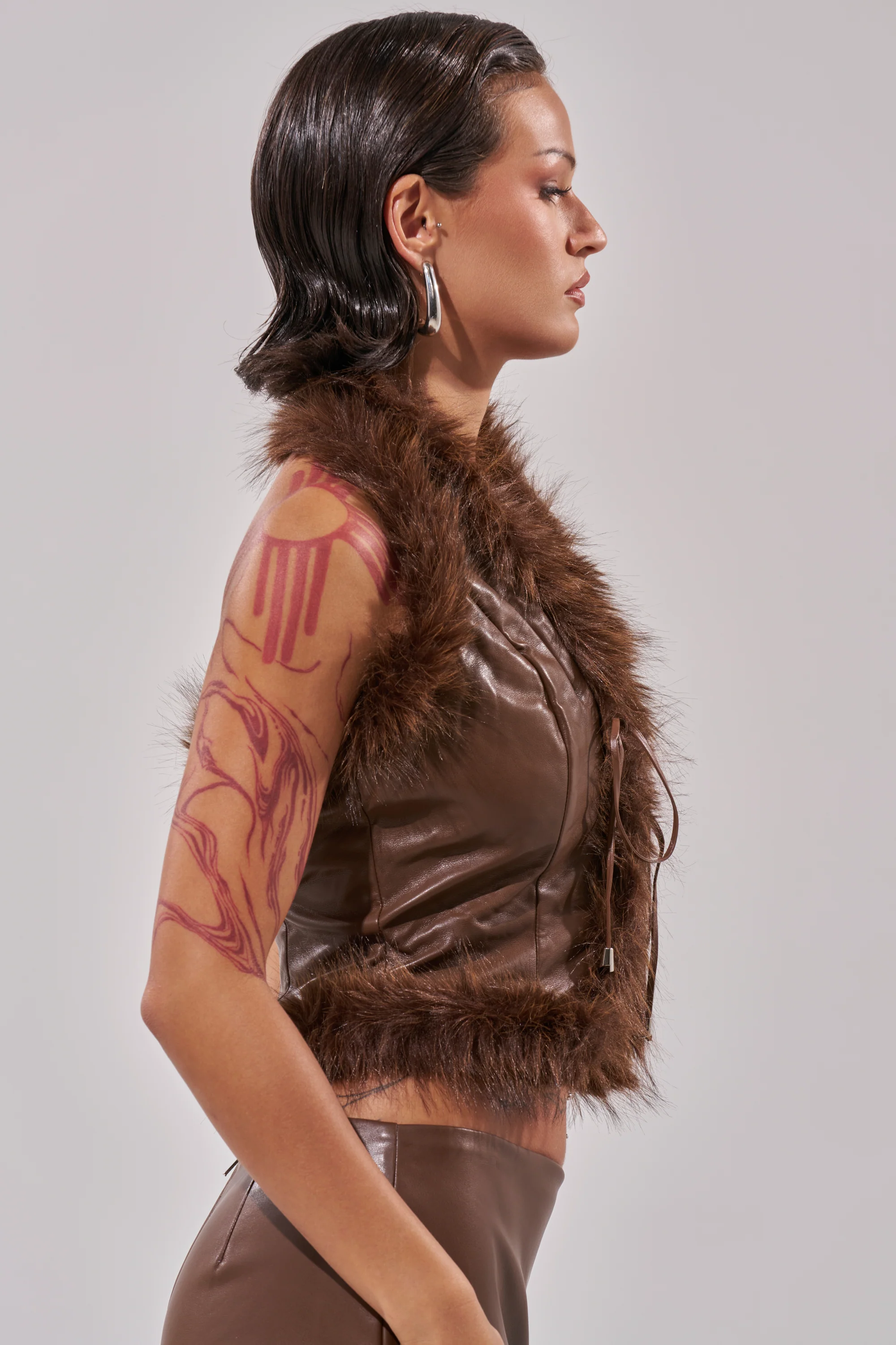 CANT MISS ME FAUX LEATHER FUR CORSET - Image 4