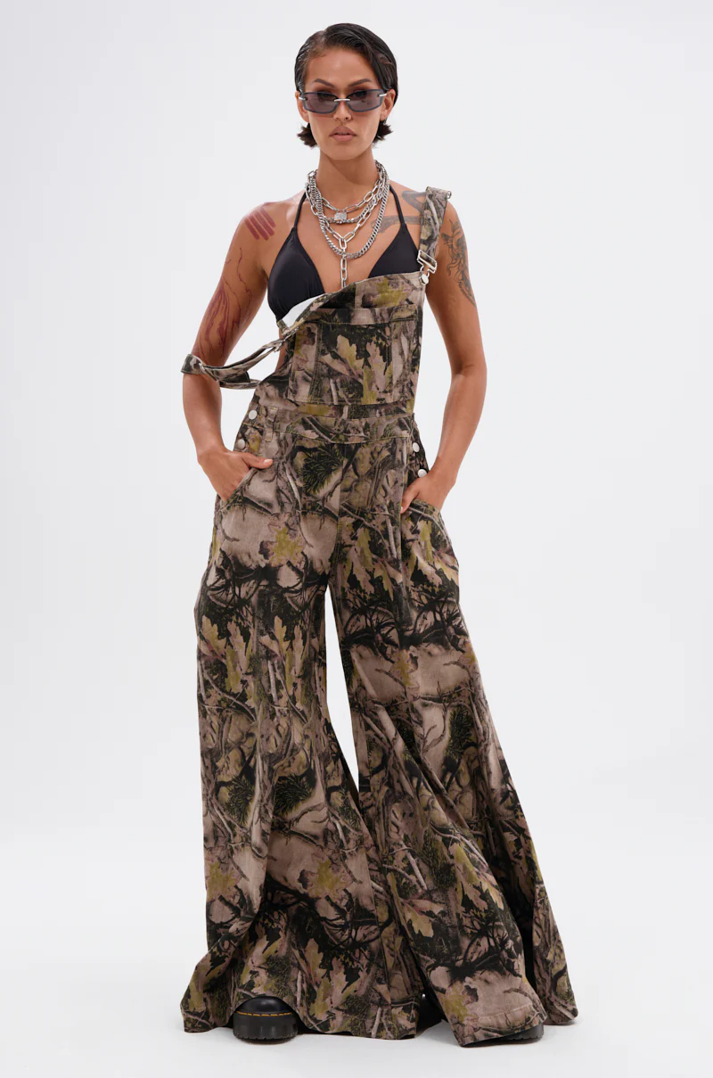 CARMINE CAMO OVERSIZED OVERALLS - Image 4