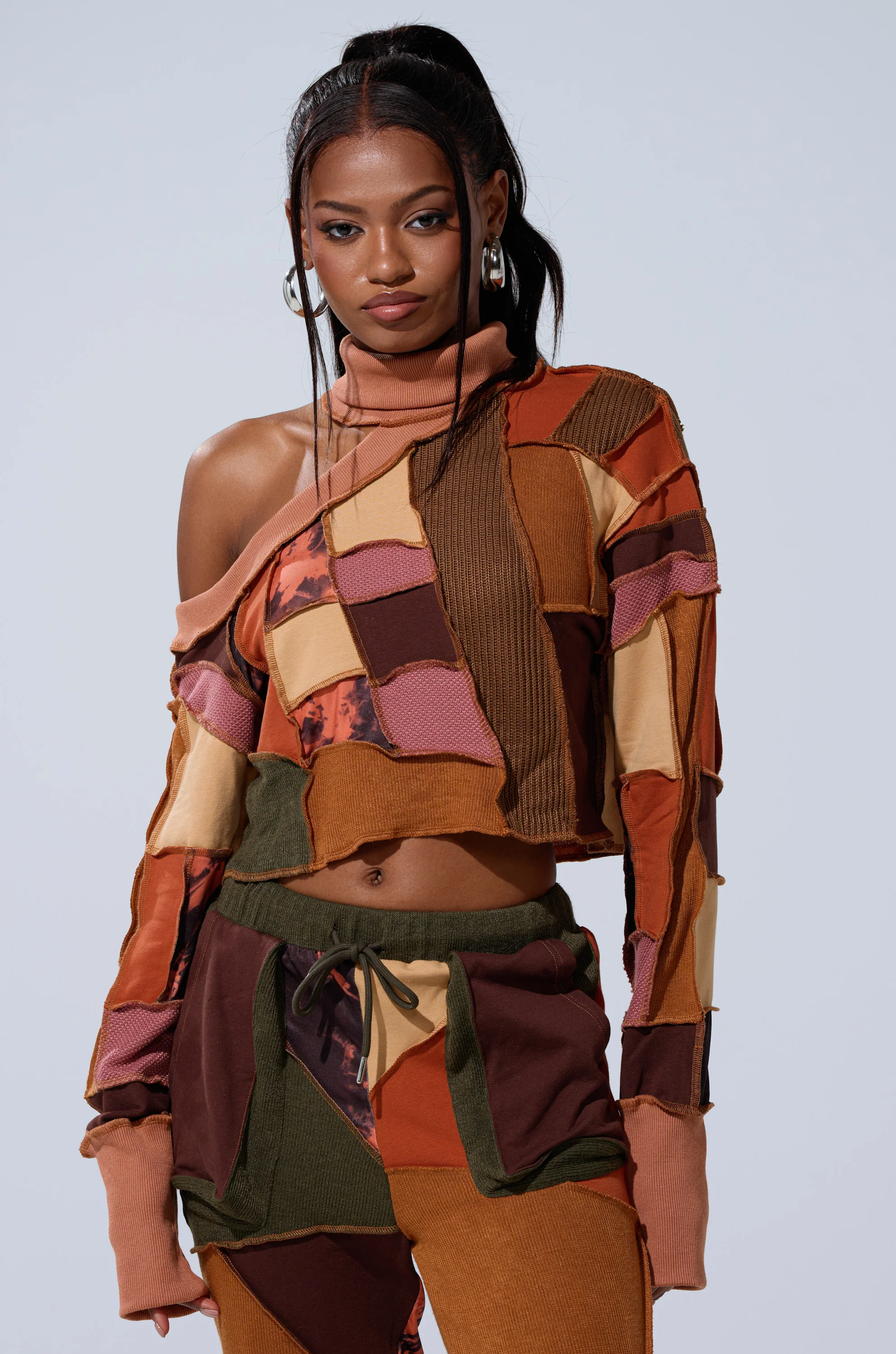 CATCH FEELINGS PATCHWORK SWEATSHIRT - Image 2