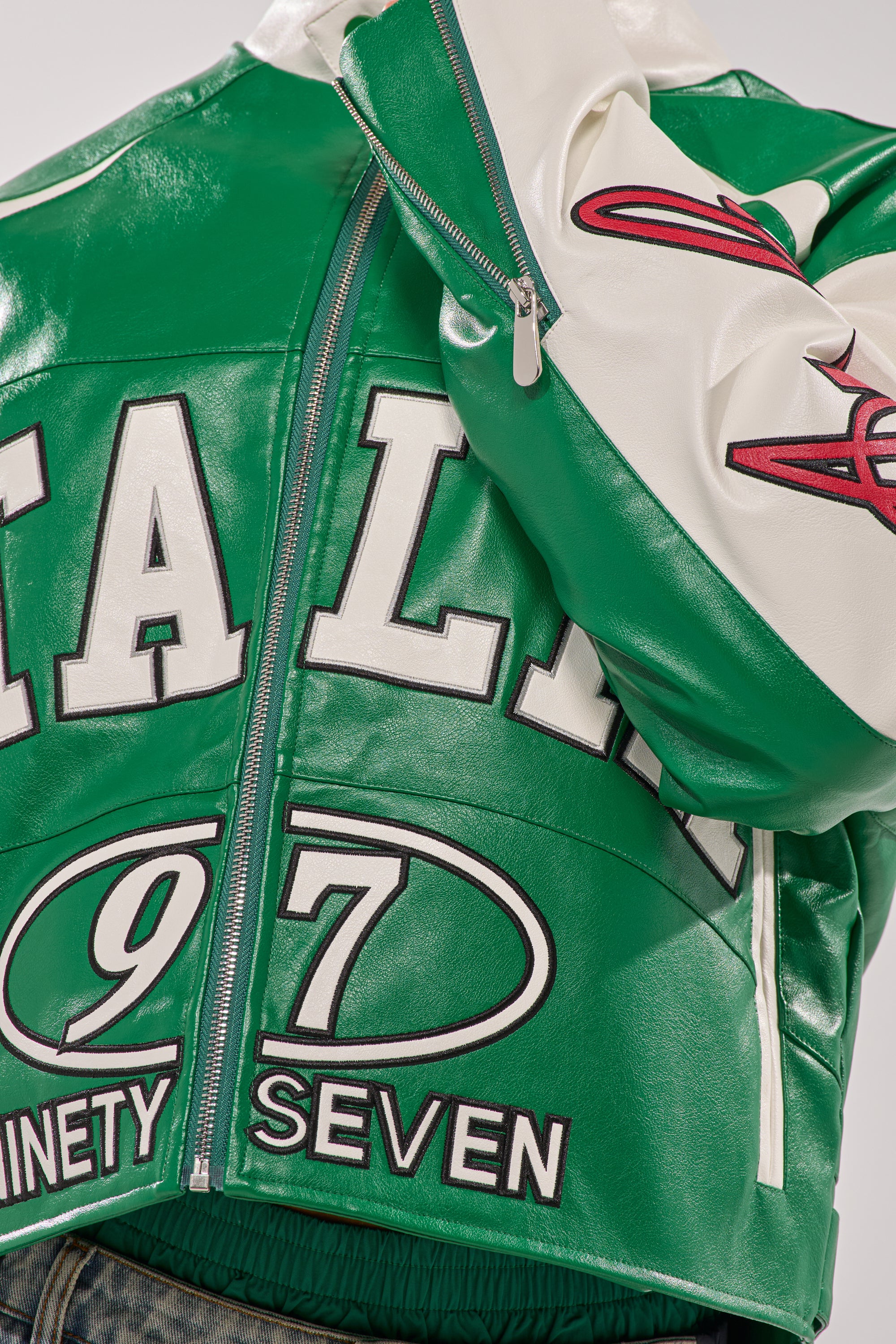 CATCHING FLIGHTS EMBROIDERED BOMBER - Image 11