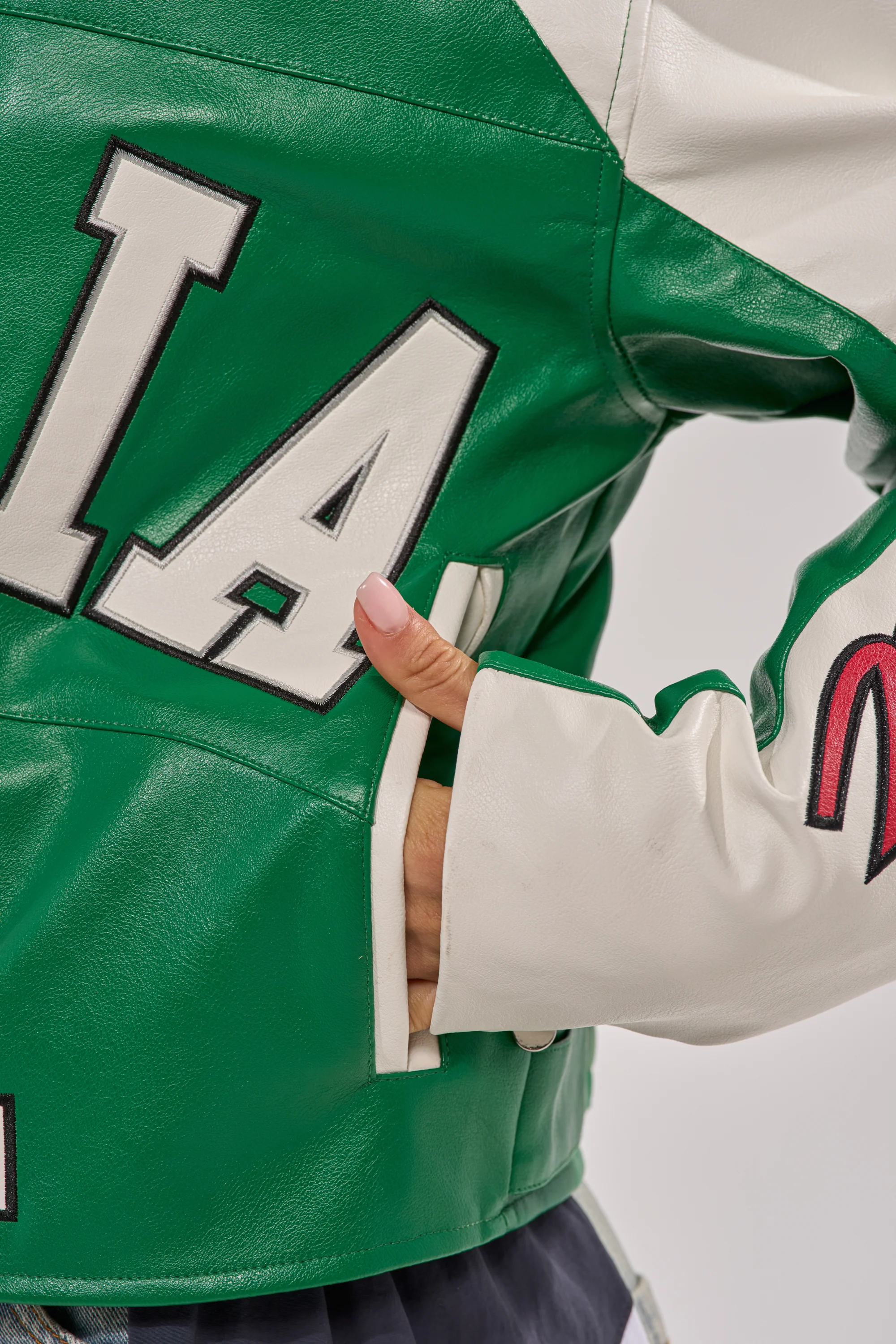 CATCHING FLIGHTS EMBROIDERED BOMBER - Image 13