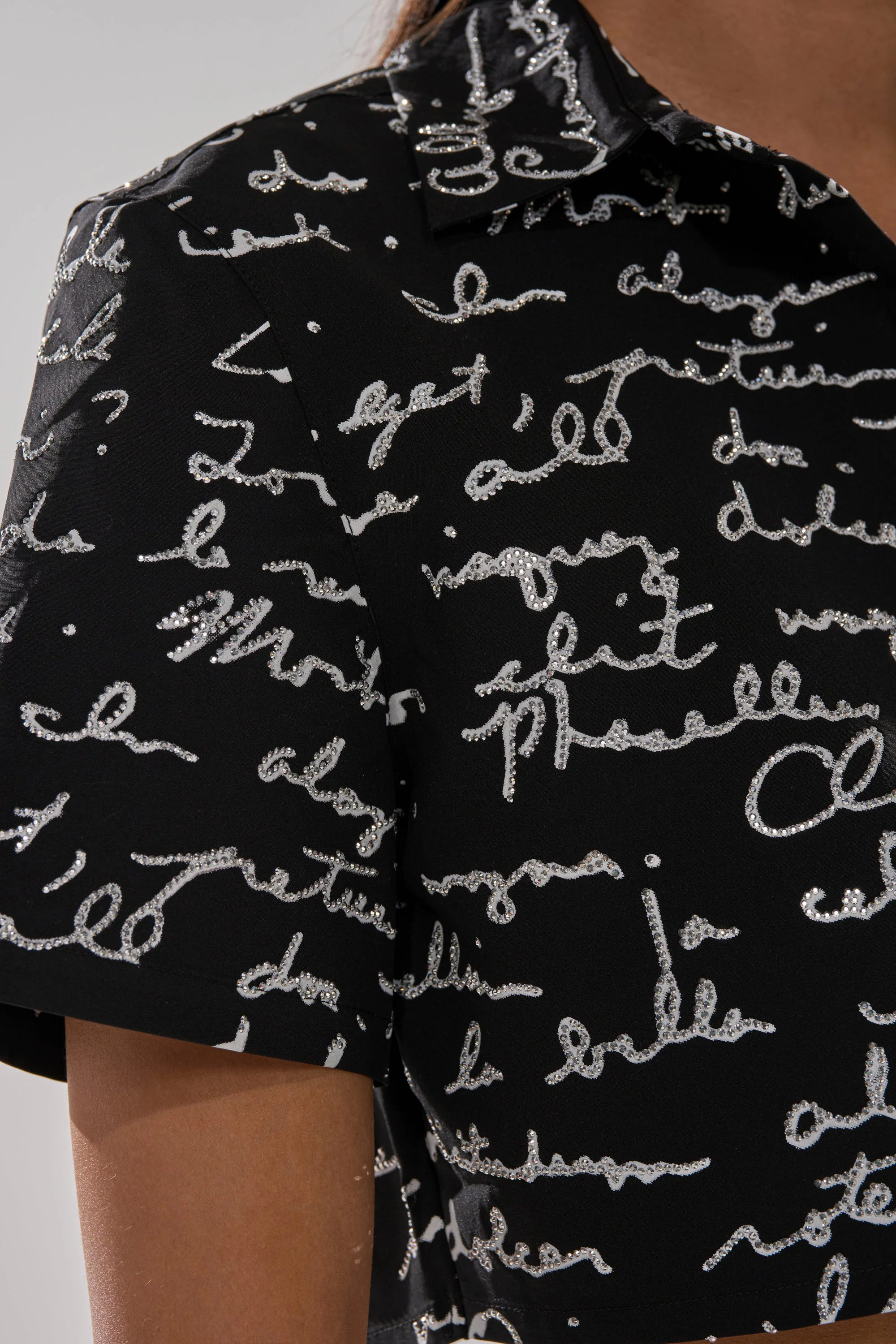 CHANGES BUTTON DOWN - Image 10
