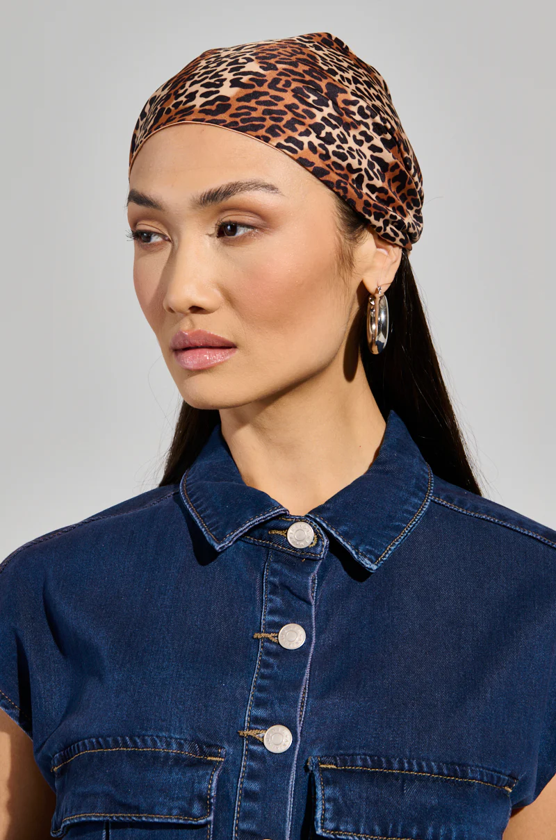 CHEETAH ANIMAL HEAD SCARF - Image 3
