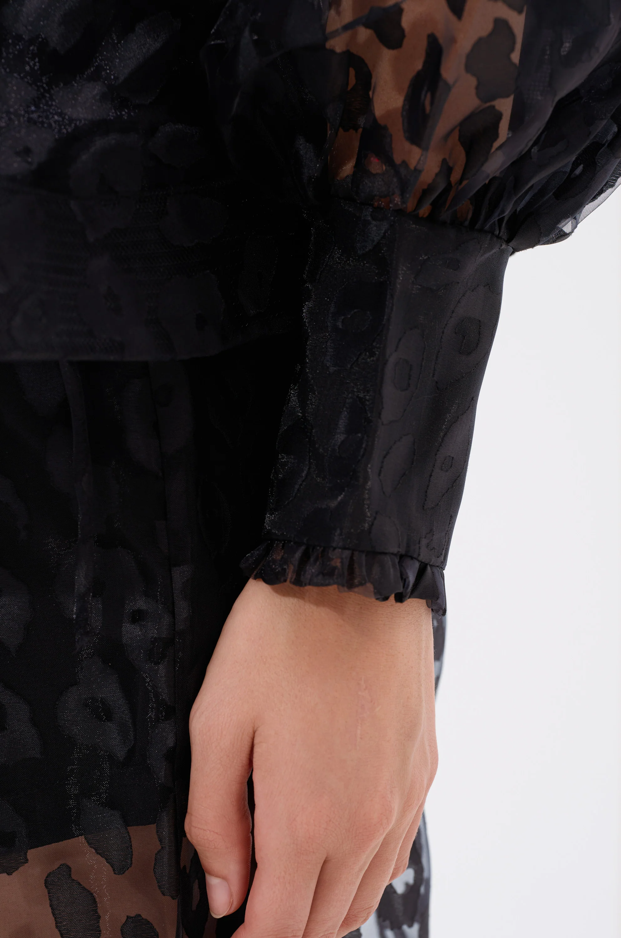 CHEETAH SISTA TIE FRONT BLOUSE - Image 9