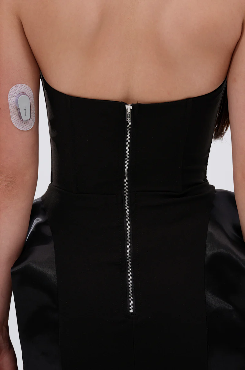 CHIC AND SOPHISTICATED STRUCTURED MIDI DRESS - Image 8