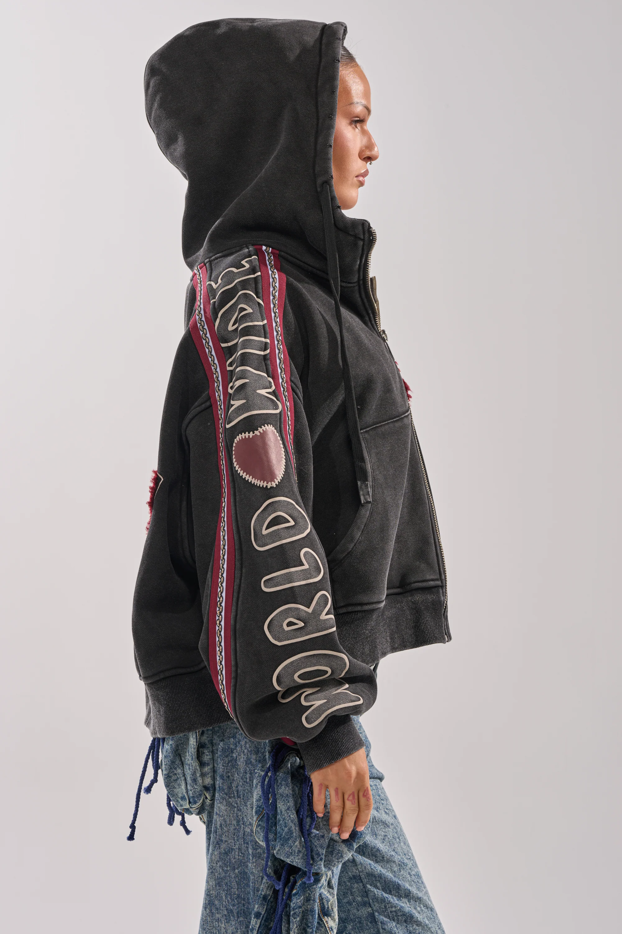 CITY LIVING GRAPHIC ZIP UP SWEATSHIRT - Image 6