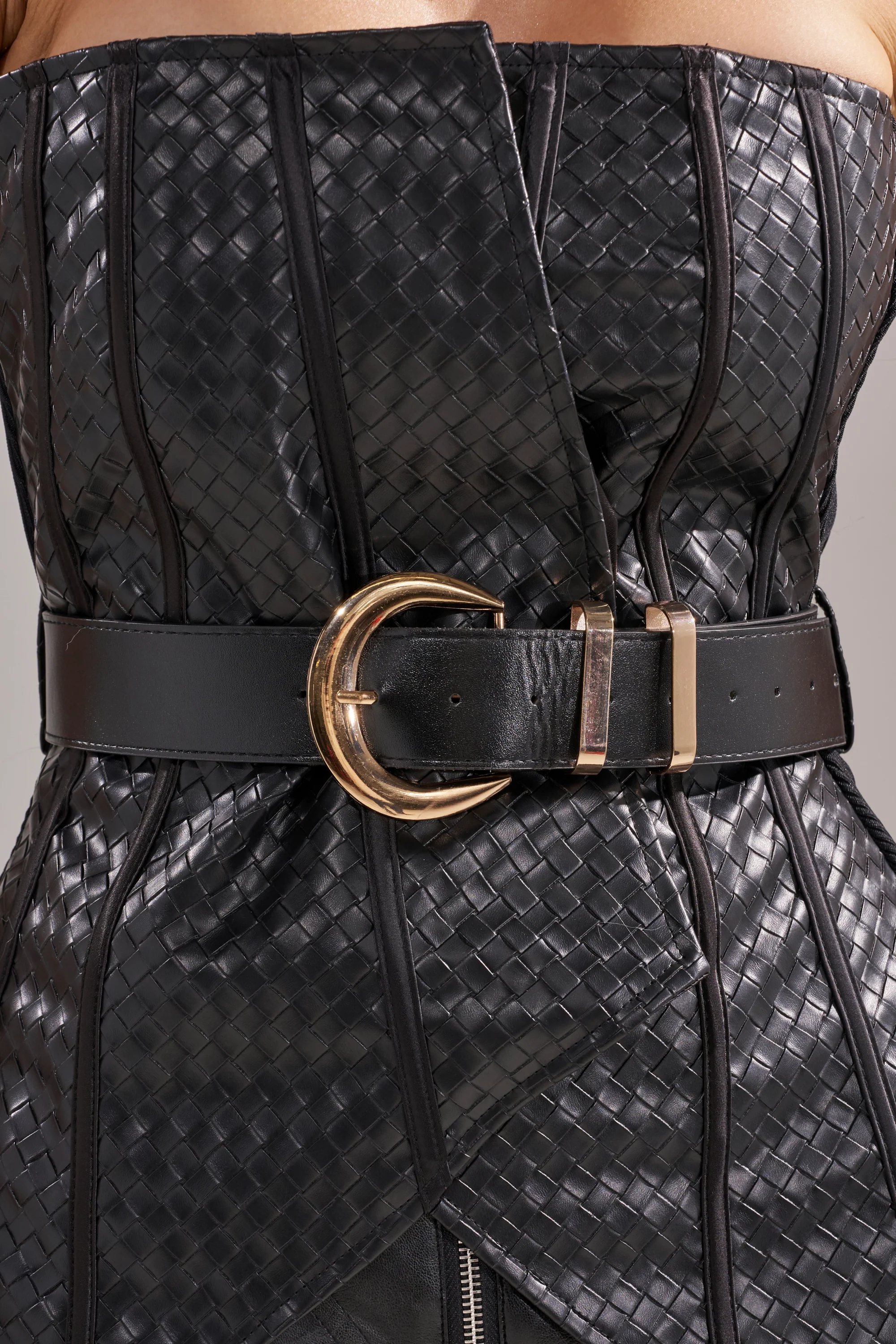 CLASSY GIRL FAUX LEATHER CORSET - Image 9