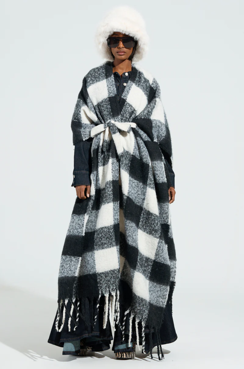 CLASSY PLAID PONCHO - Image 2