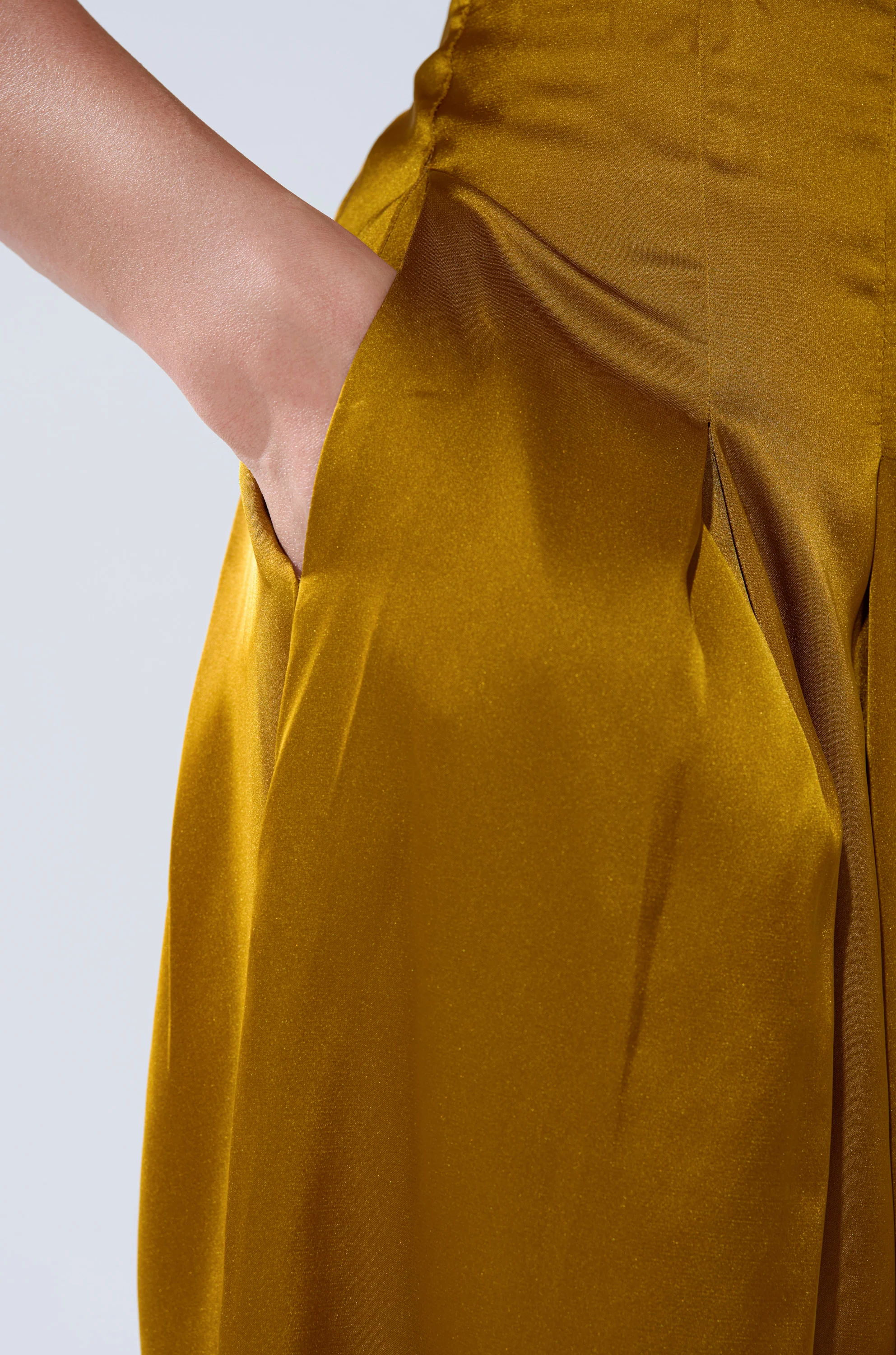 COCKTAIL HOUR WIDE-LEG PANT IN MUSTARD - Image 8