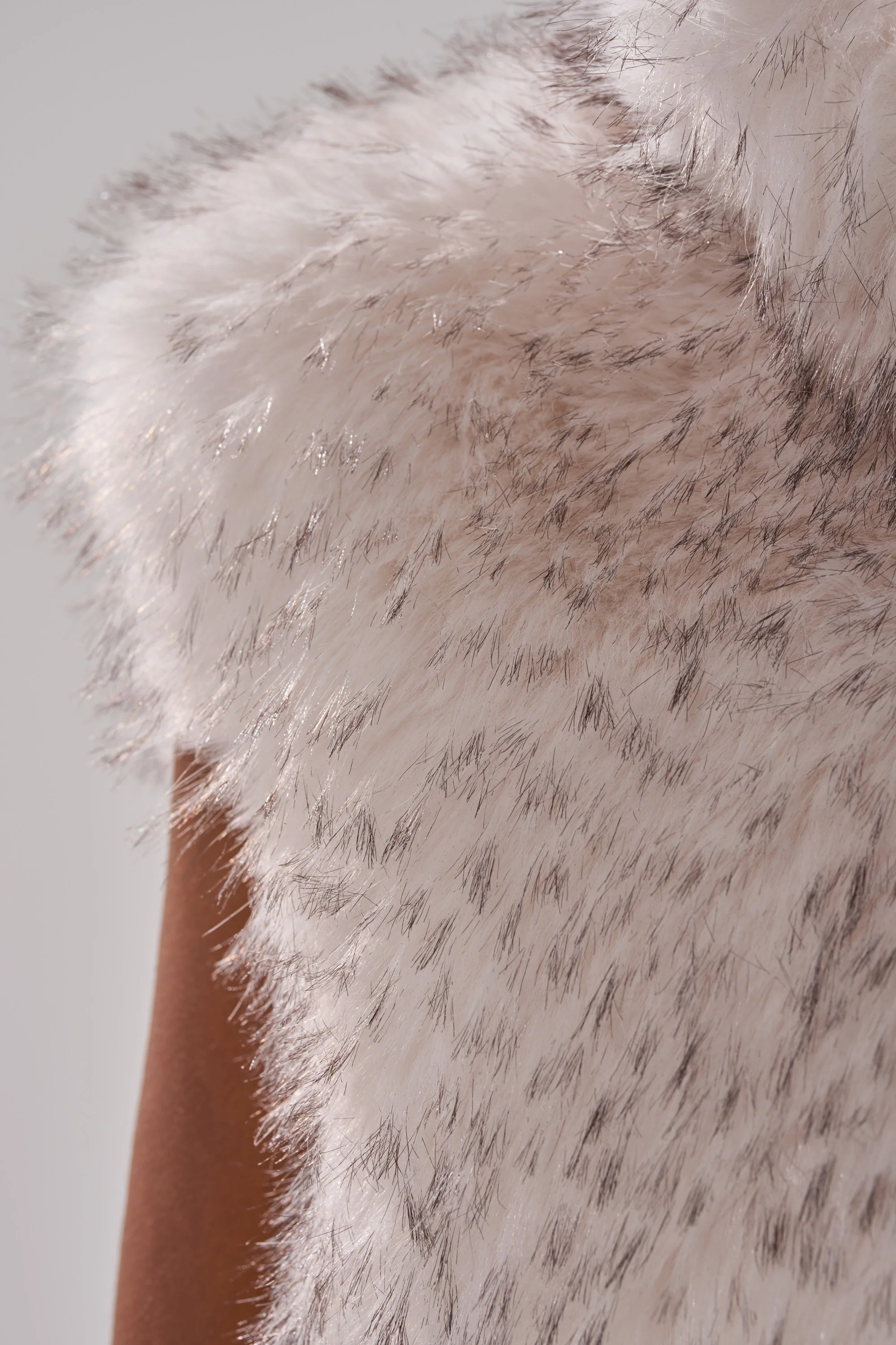 COCO CROPPED FUR VEST IN WHITE MULTI - Image 5