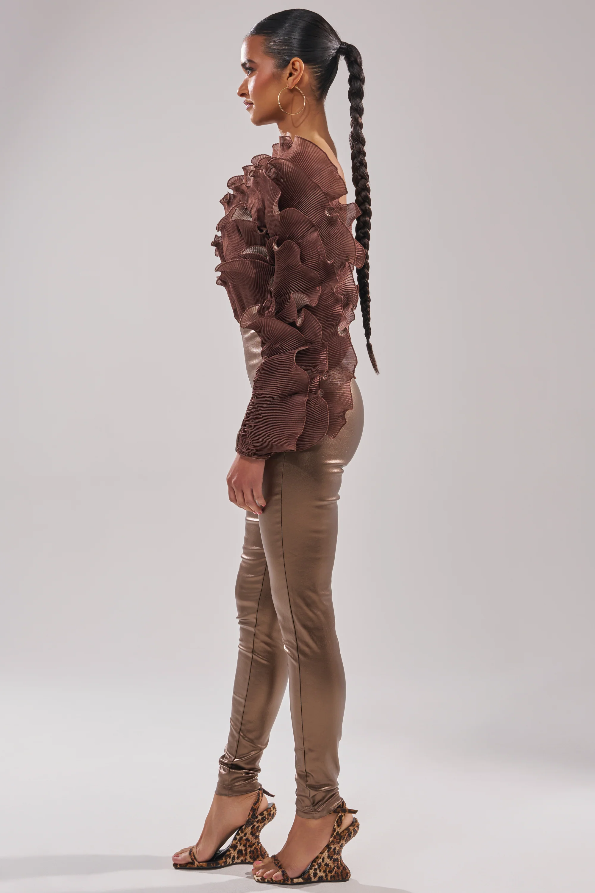 COCOA BUTTER ONE SLEEVE JUMPSUIT - Image 4