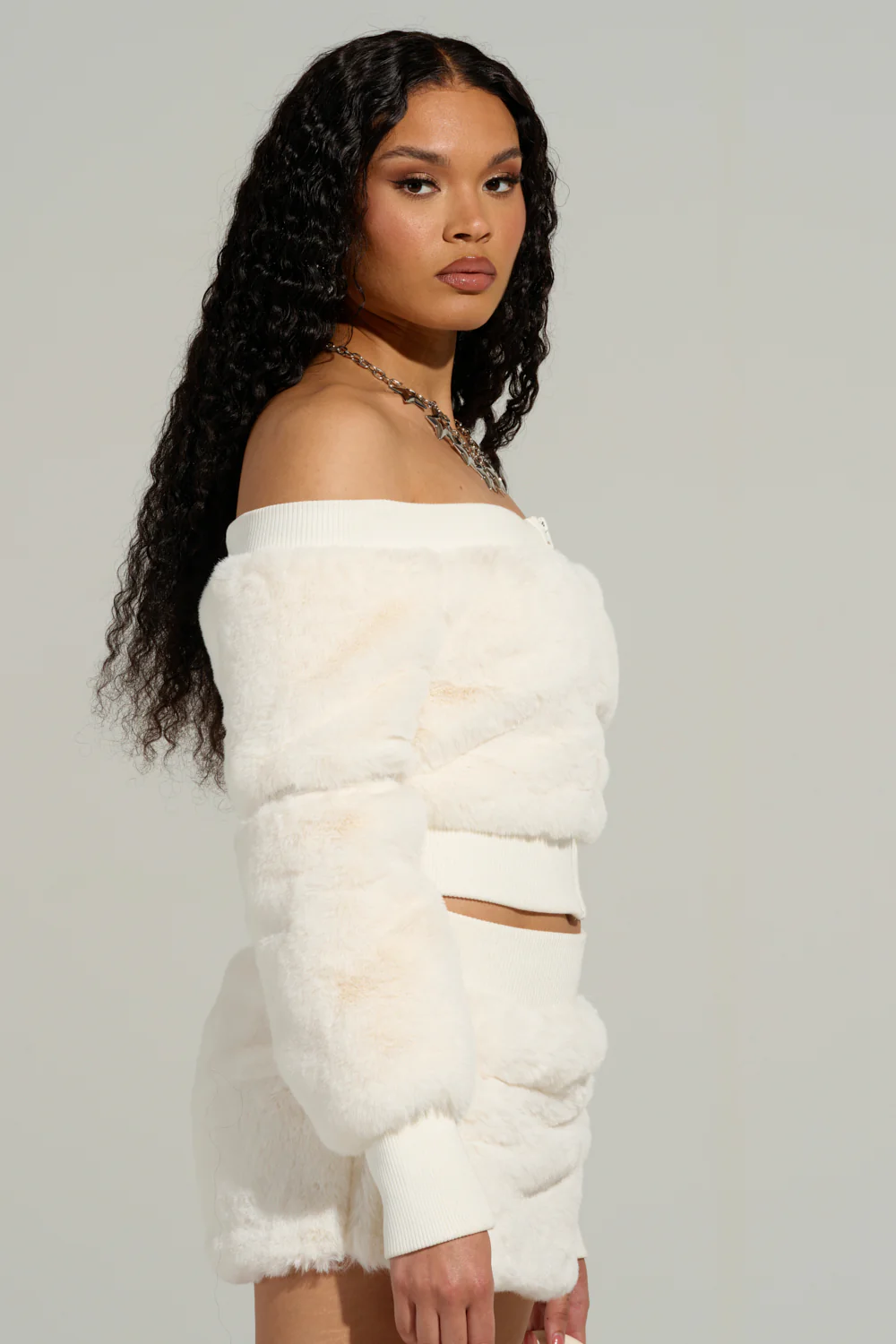 COLDEST WINTER OFF THE SHOULDER FUR TOP IN WHITE - Image 4