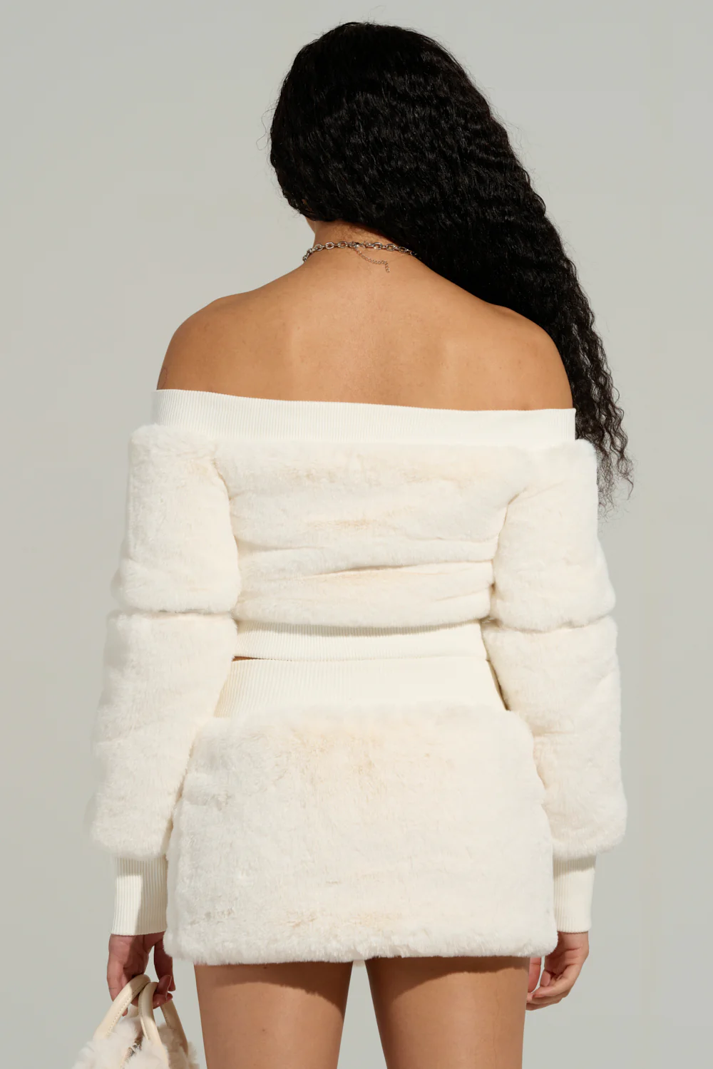 COLDEST WINTER OFF THE SHOULDER FUR TOP IN WHITE - Image 5