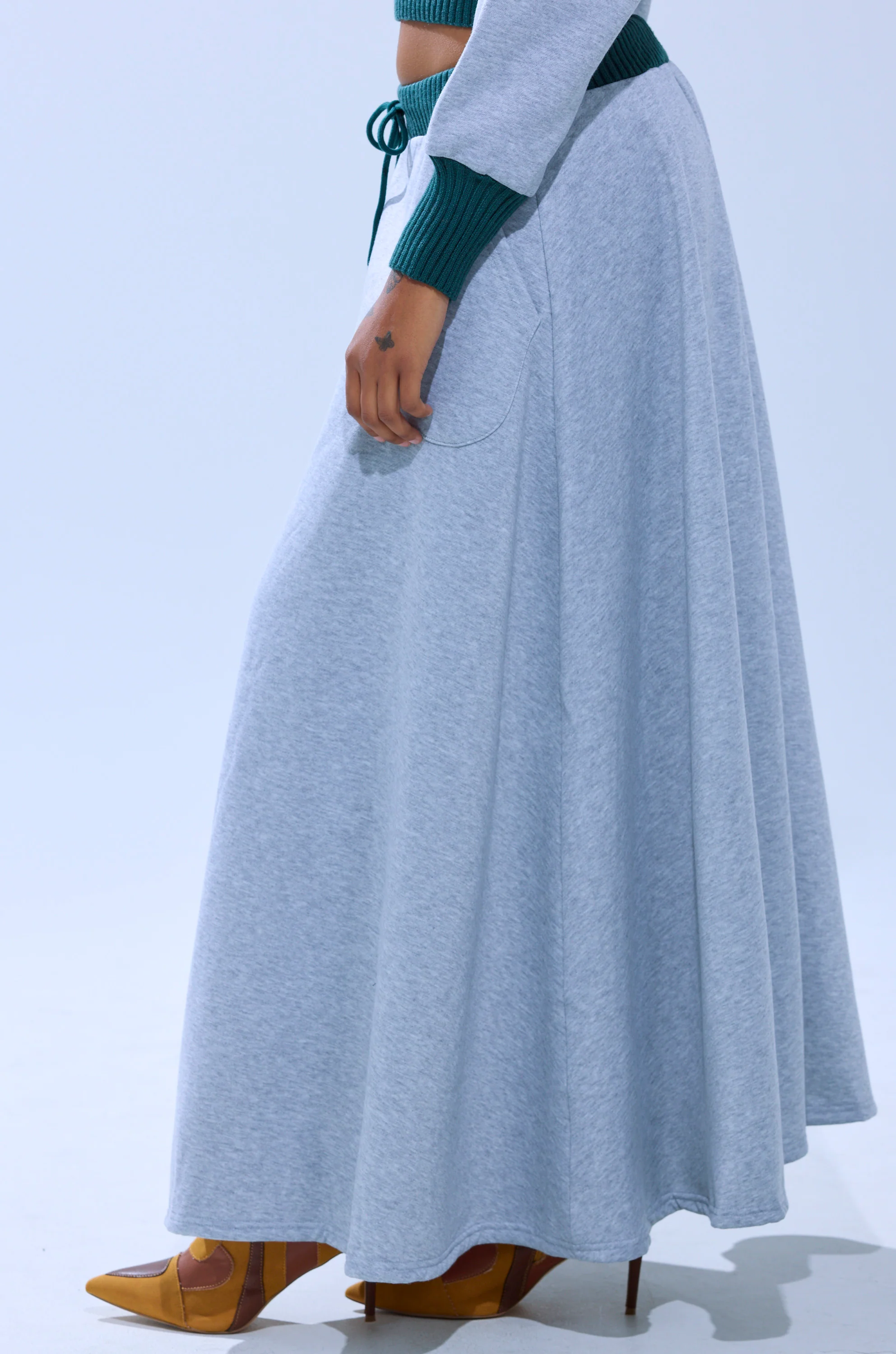 COLLEGIATE FRENCH TERRY MAXI SKIRT - Image 5