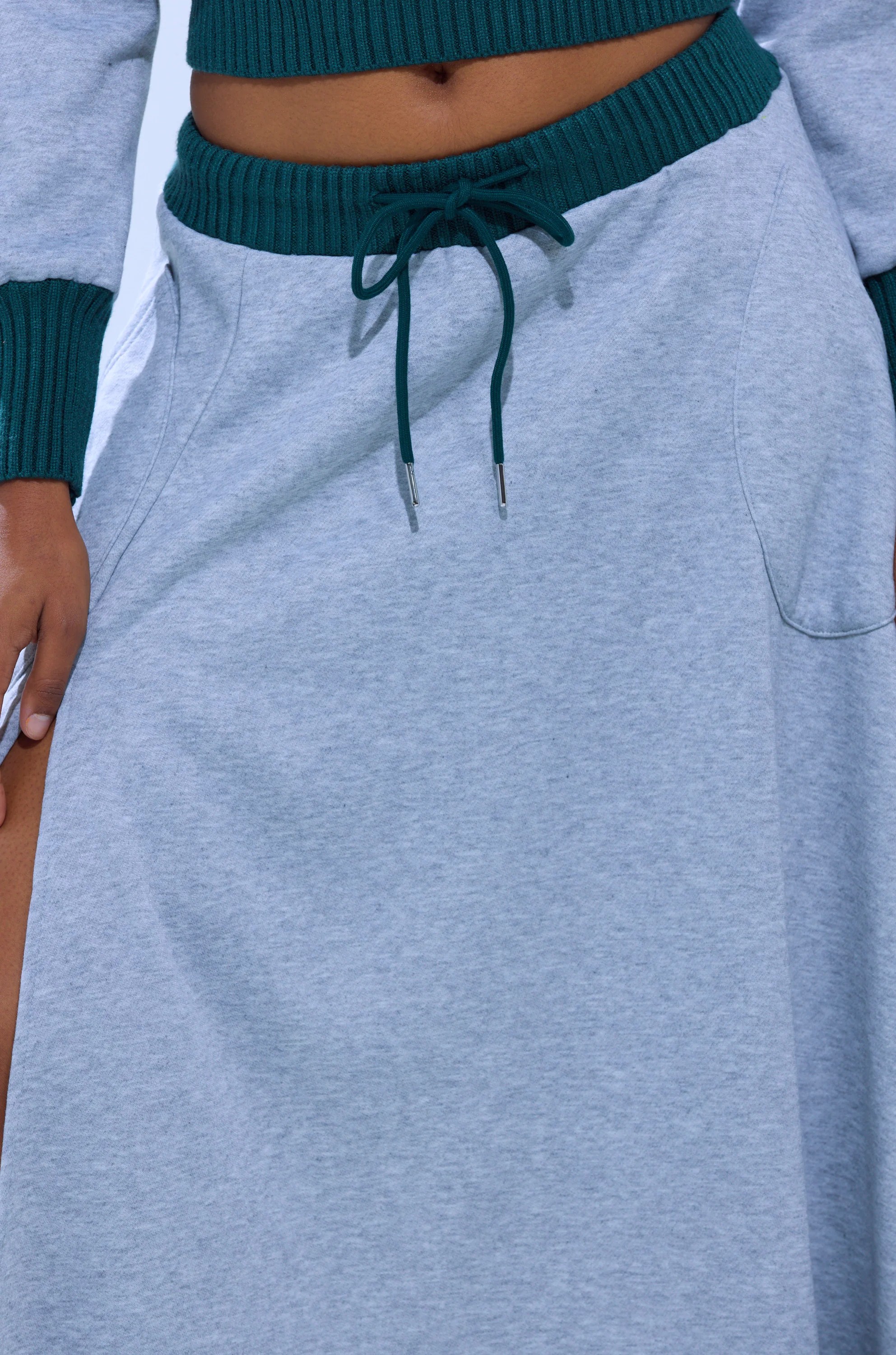 COLLEGIATE FRENCH TERRY MAXI SKIRT - Image 8