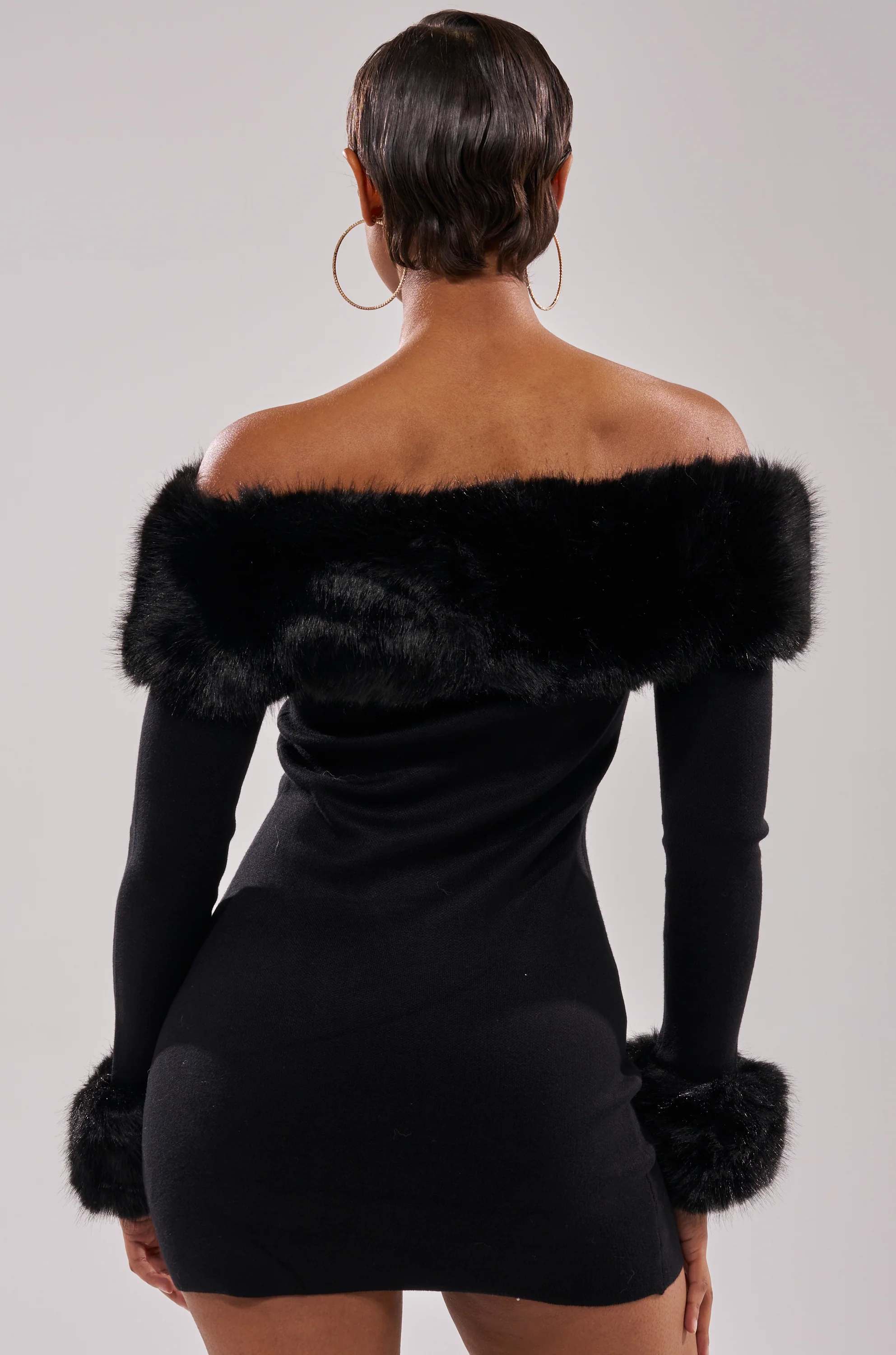 COMFY COZY FUR TRIM MINI DRESS IN BLACK - Image 3