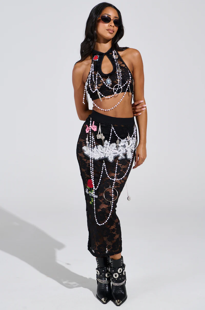 CONTROLLED CHAOS LACE CROPPED HALTER TOP - Image 11