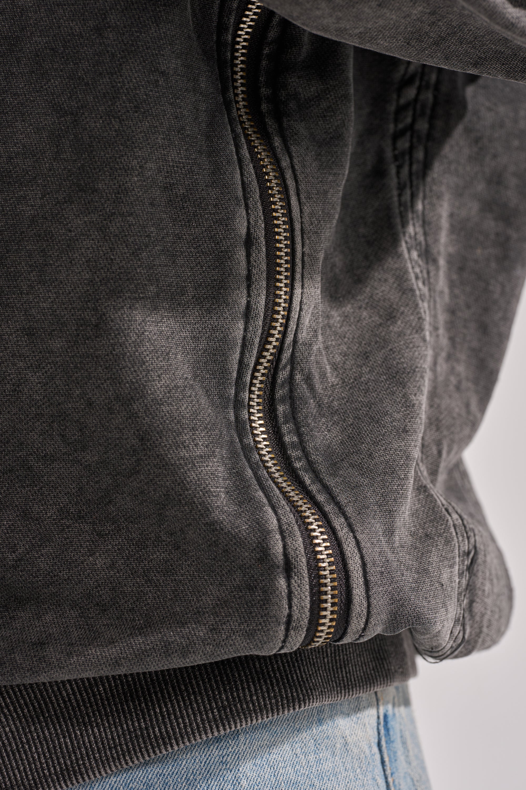 COOL GAL TIE SWEATSHIRT - Image 13
