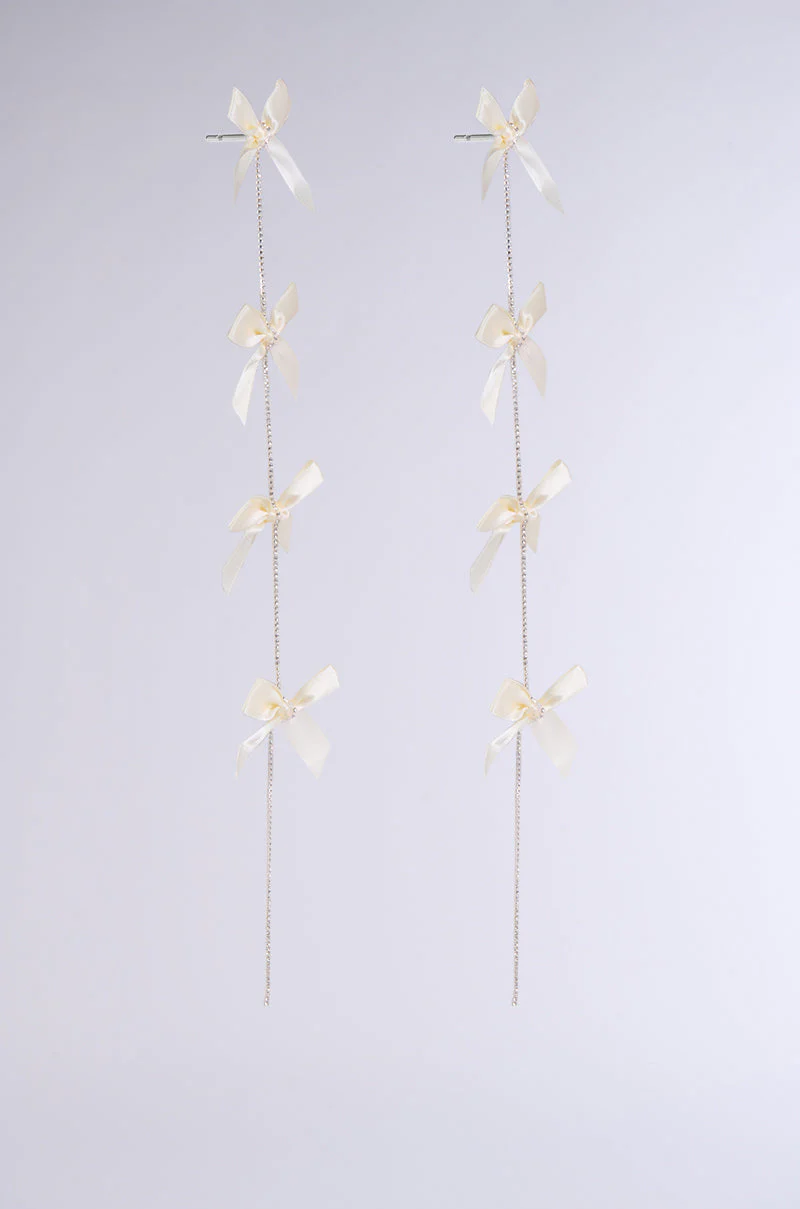 COQUETTE DREAMING EARRINGS - Image 6