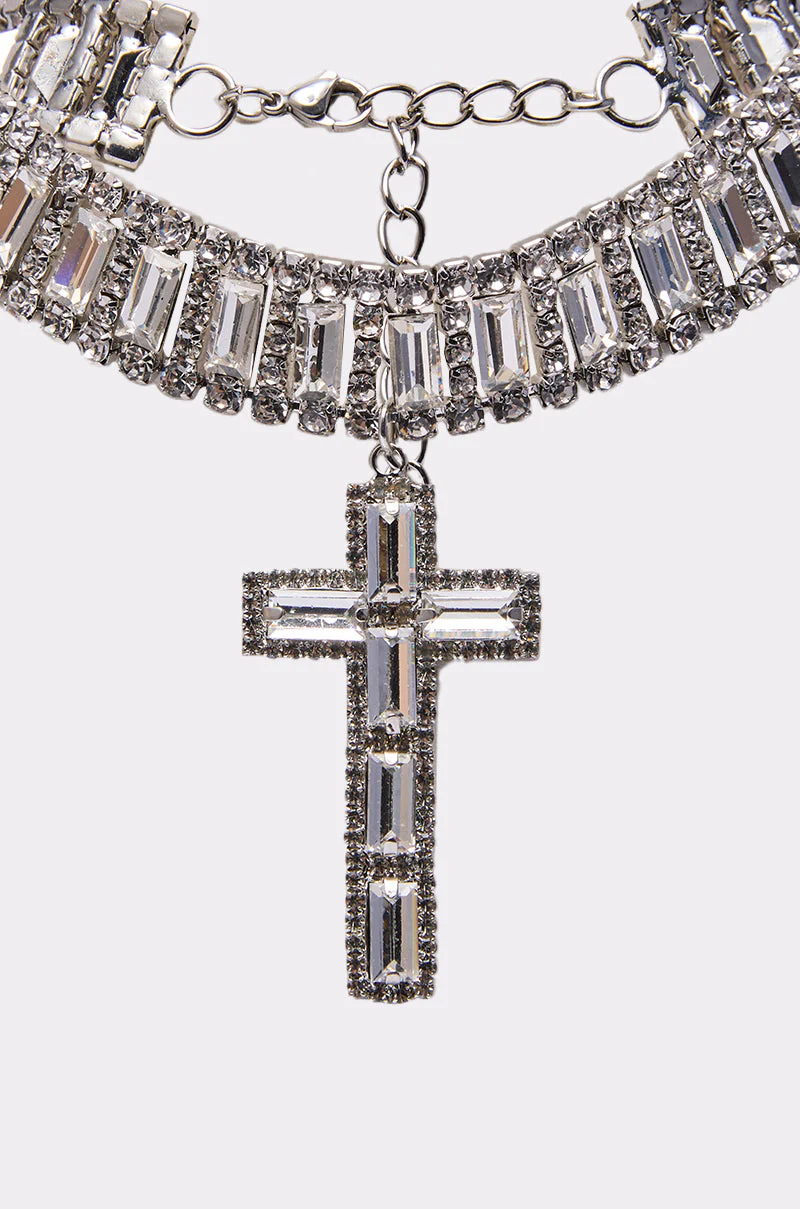 CORY CROSS NECKLACE - Image 3