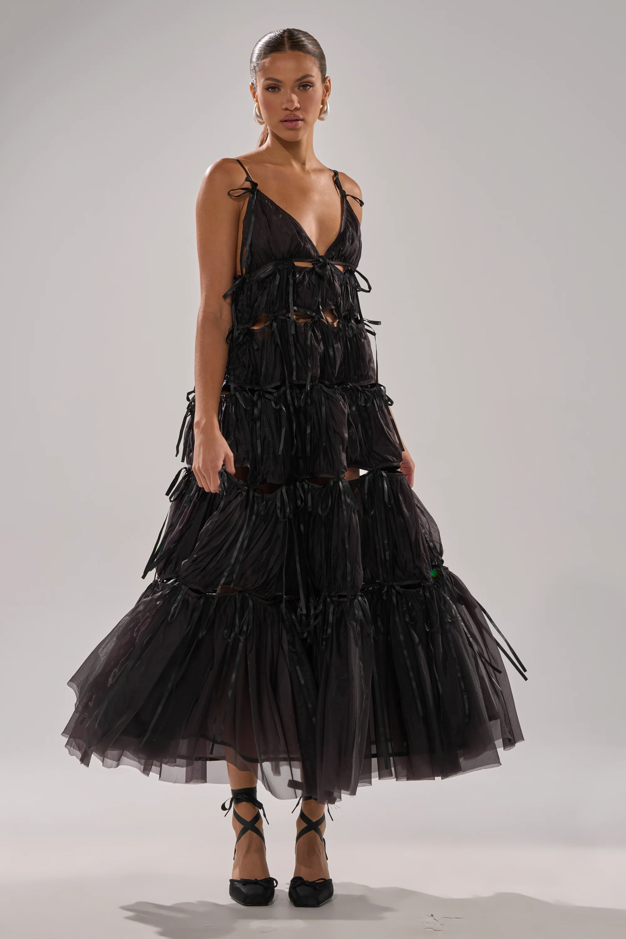 COULDN'T BE ME IF YOU TRIED TIE MAXI DRESS IN BLACK - Image 2