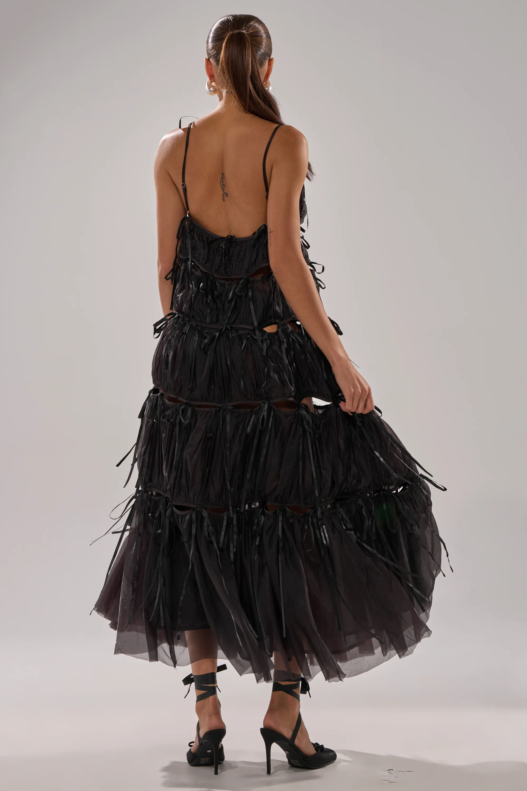 COULDN'T BE ME IF YOU TRIED TIE MAXI DRESS IN BLACK - Image 5