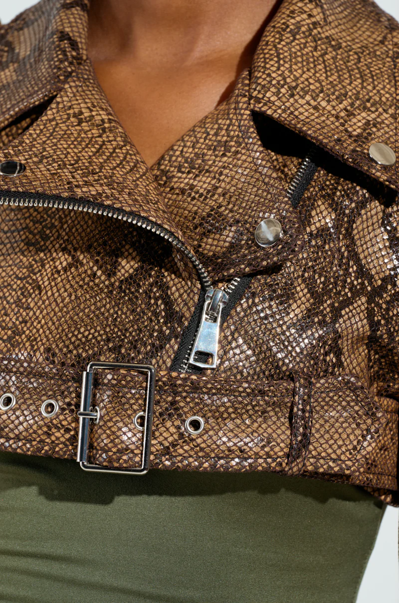 COUTURE ULTRA CROP MOTO - Image 11