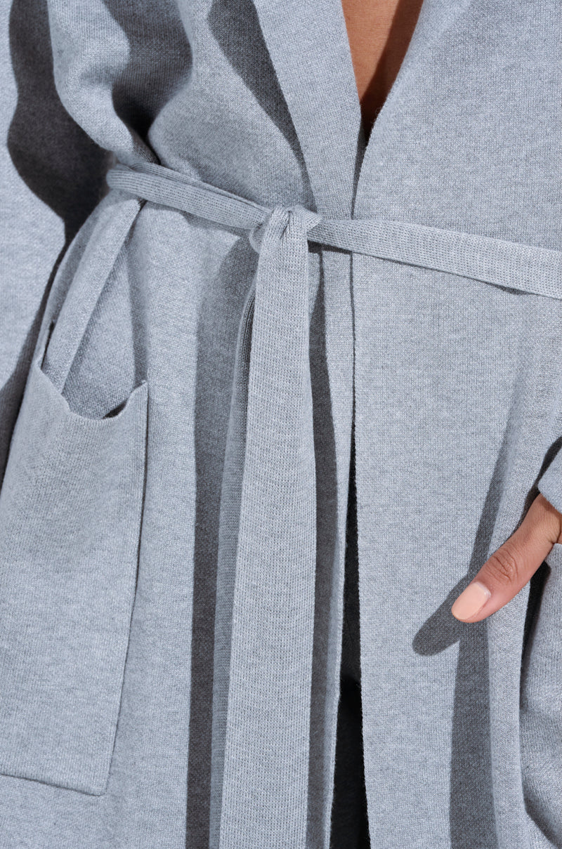 COZY LUXE KNIT TRENCH - Image 9