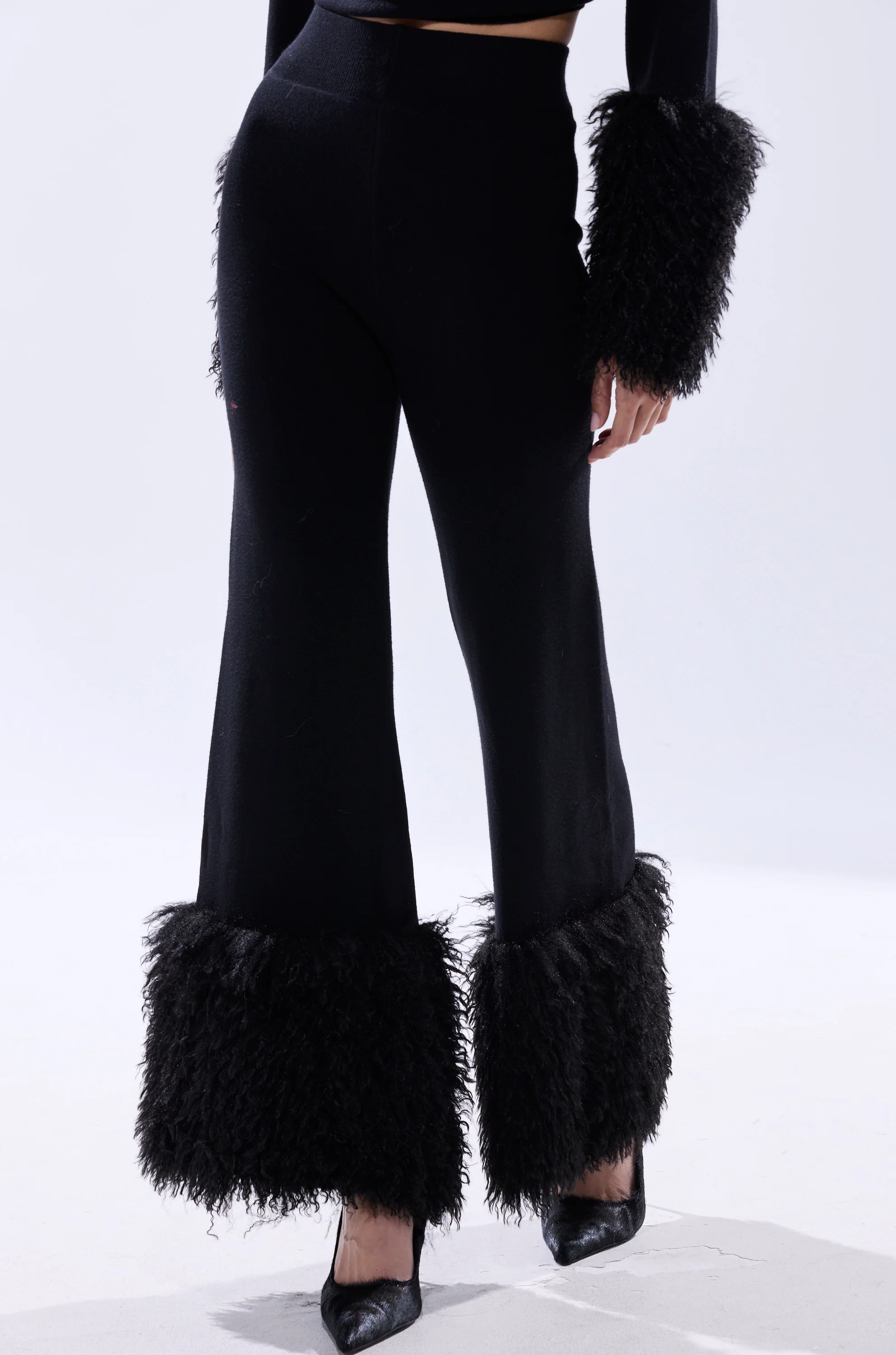 COZY VIBES SWEATER PANT WITH FUR CUFF IN BLACK - Image 5