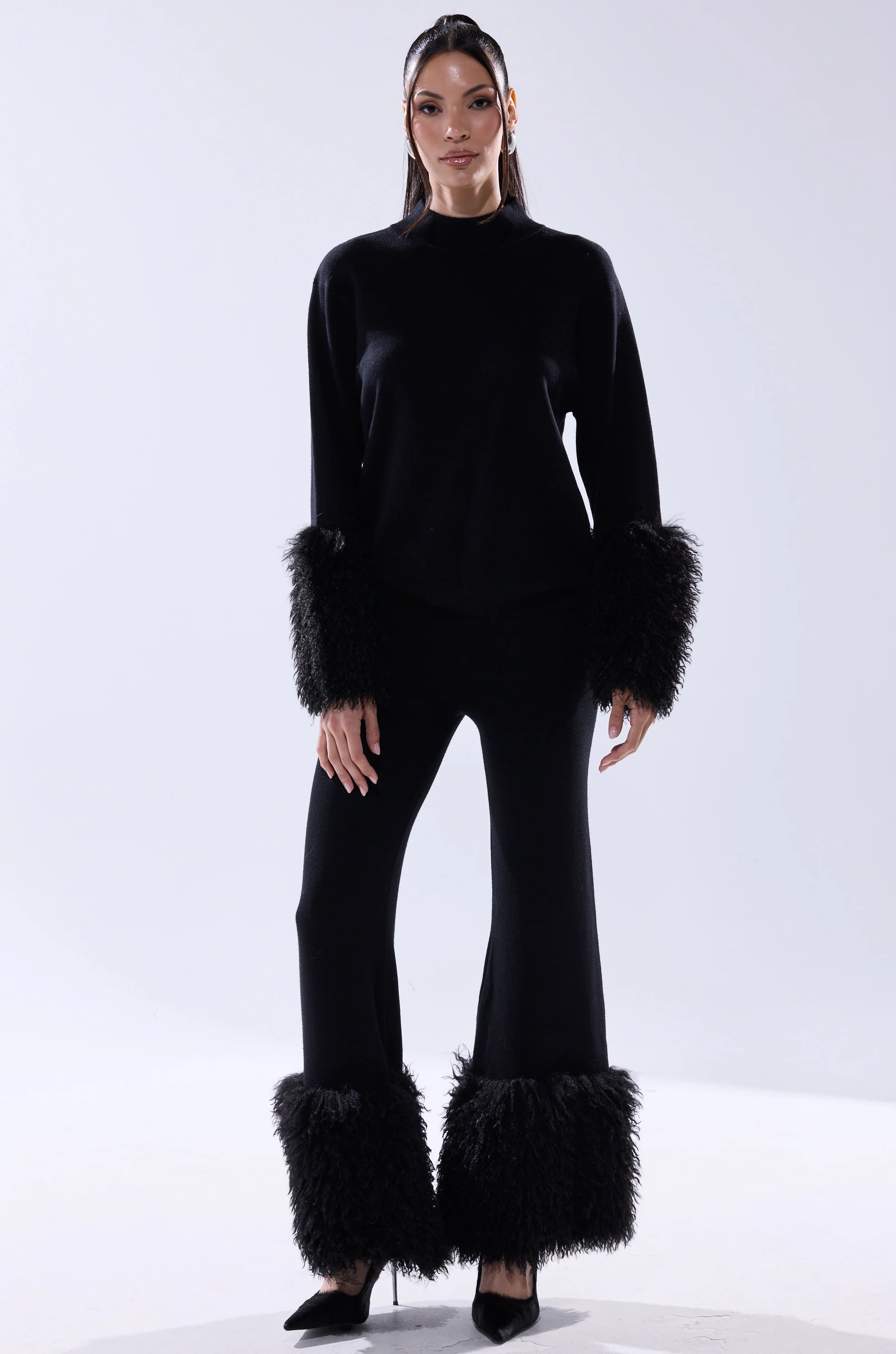 COZY VIBES SWEATER WITH FUR CUFF IN BLACK - Image 8