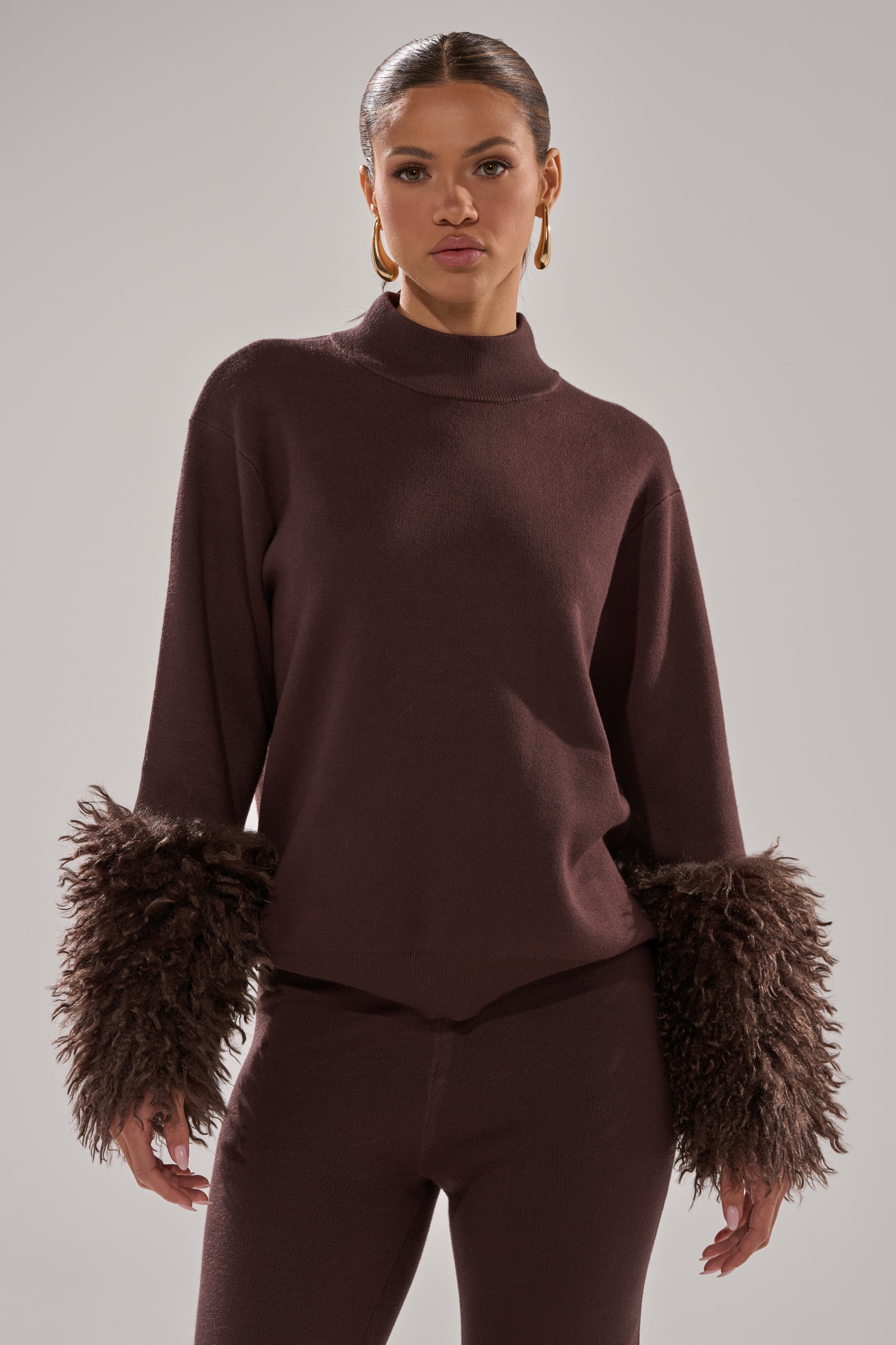 COZY VIBES SWEATER WITH FUR CUFF IN BROWN - Image 2