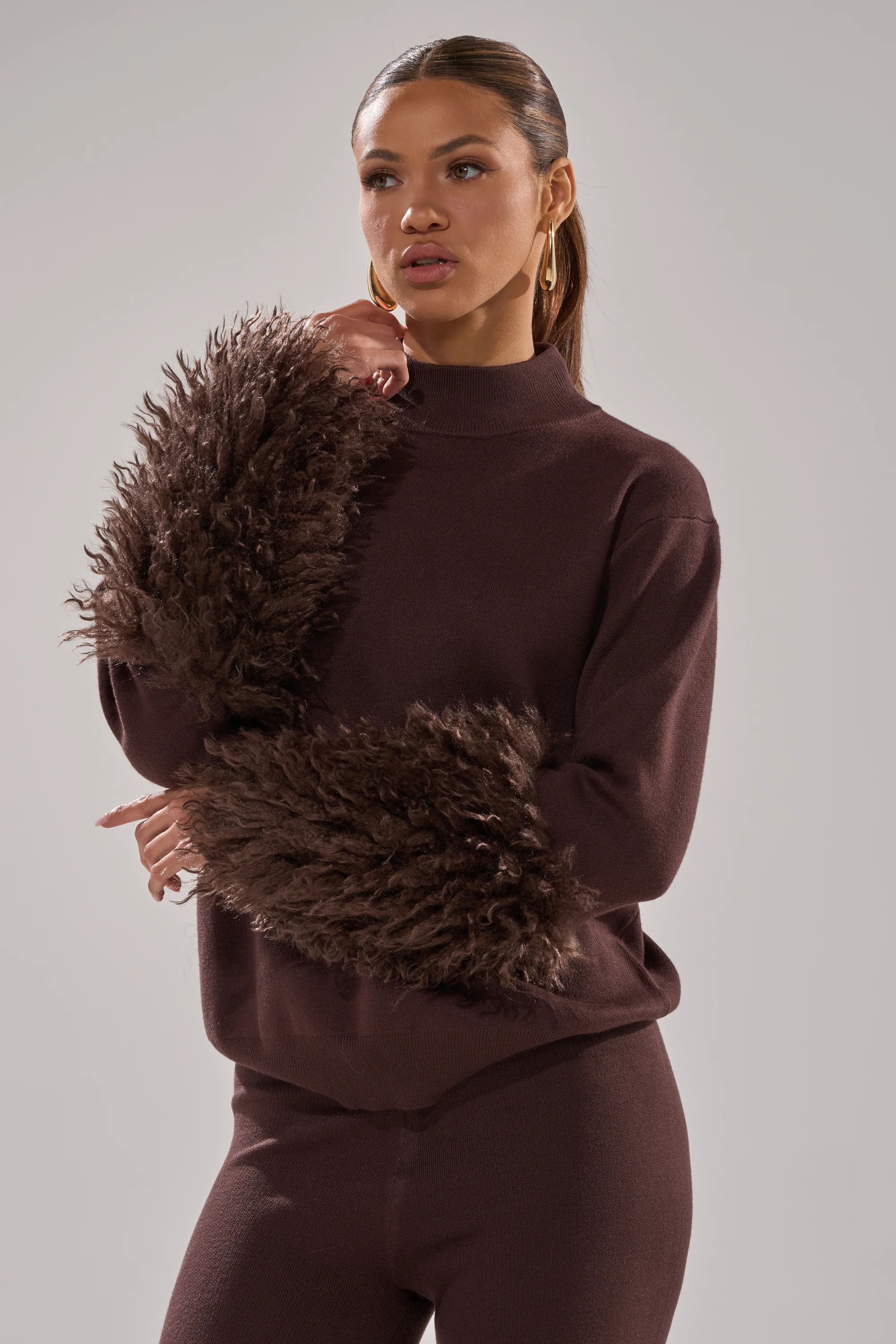 COZY VIBES SWEATER WITH FUR CUFF IN BROWN - Image 3