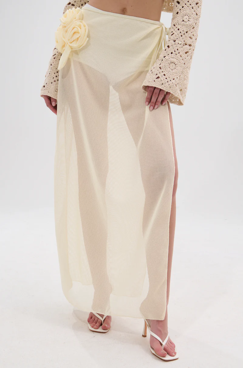 CROCHET BEAUTY COVER UP SKIRT